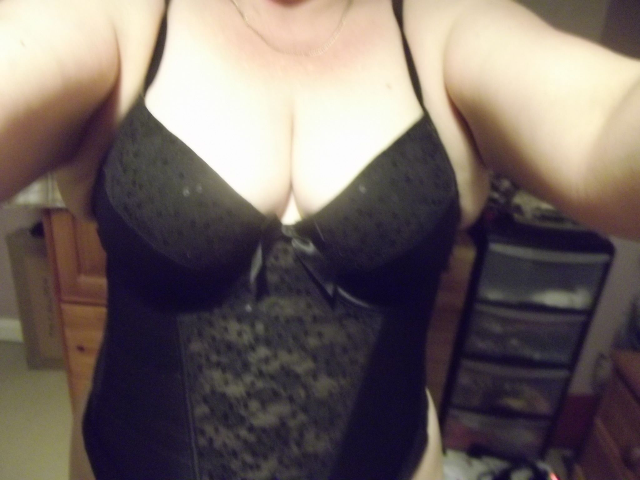 https://cdn.adultwork.com/gallery/G11/2450714.jpg