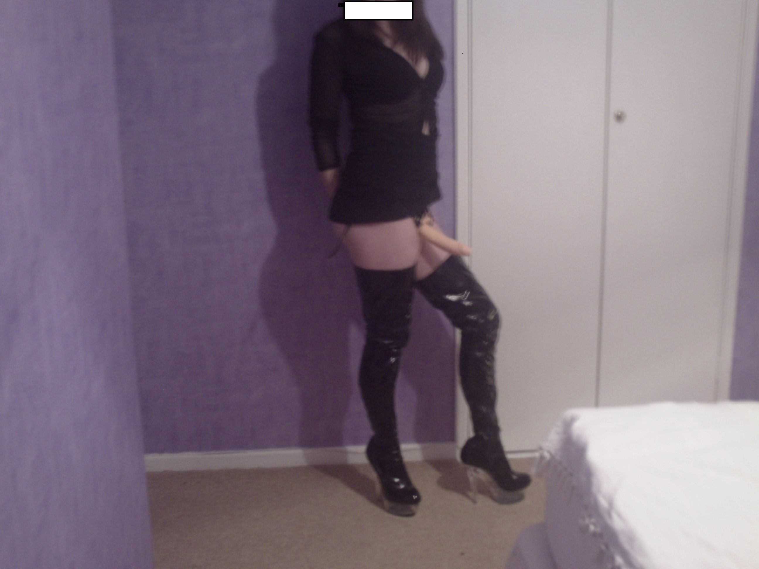 https://cdn.adultwork.com/gallery/G11/2464694.jpg