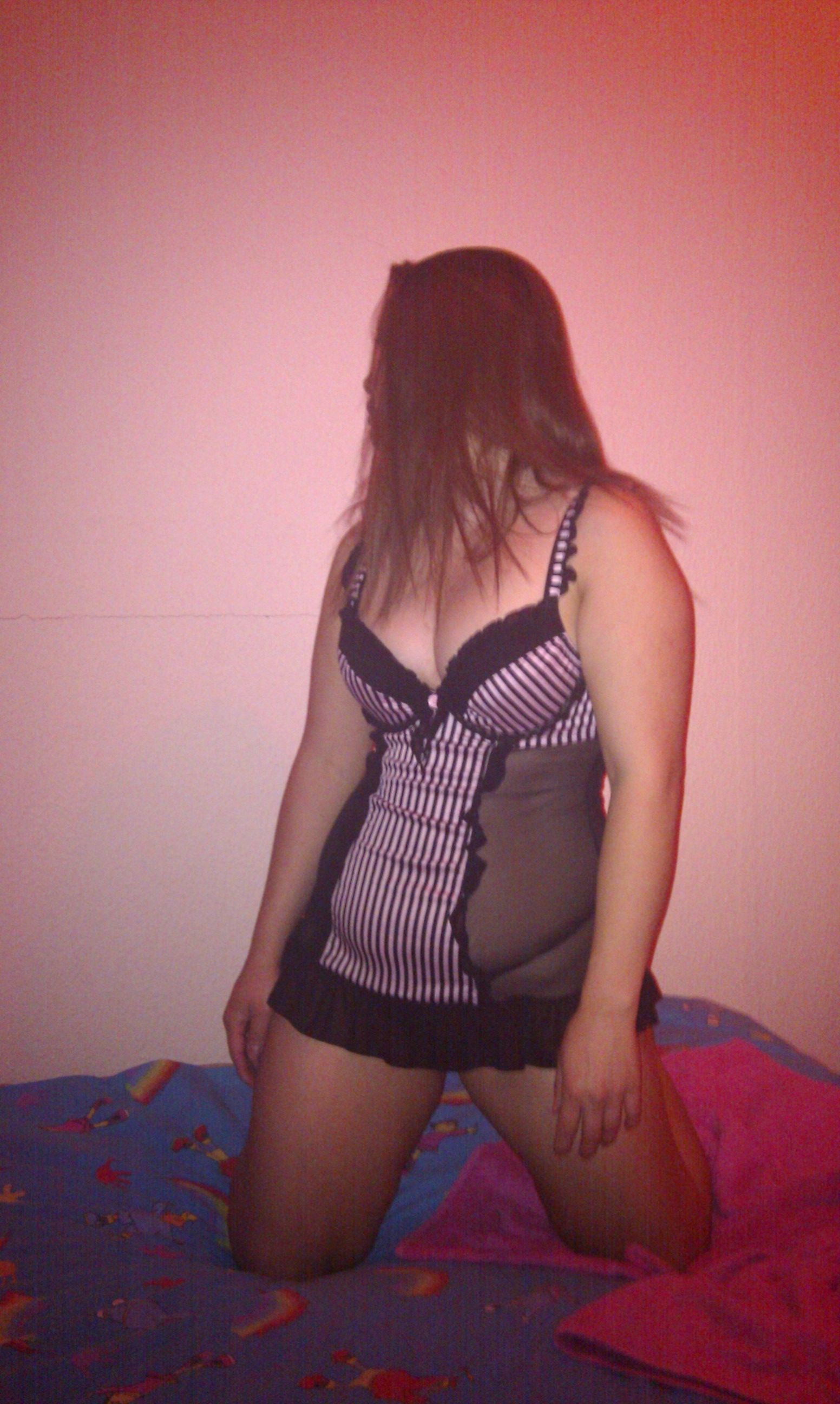 https://cdn.adultwork.com/gallery/G11/2586960.jpg