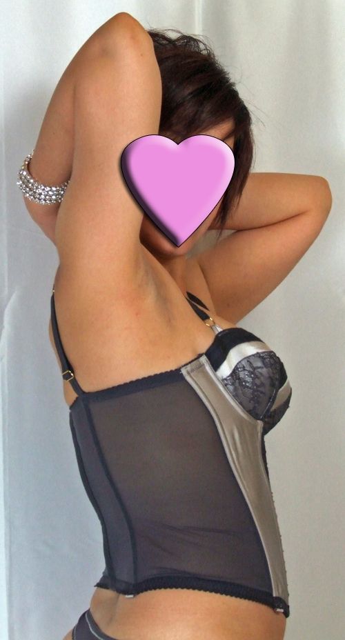 https://cdn.adultwork.com/gallery/G11/2609566.jpg