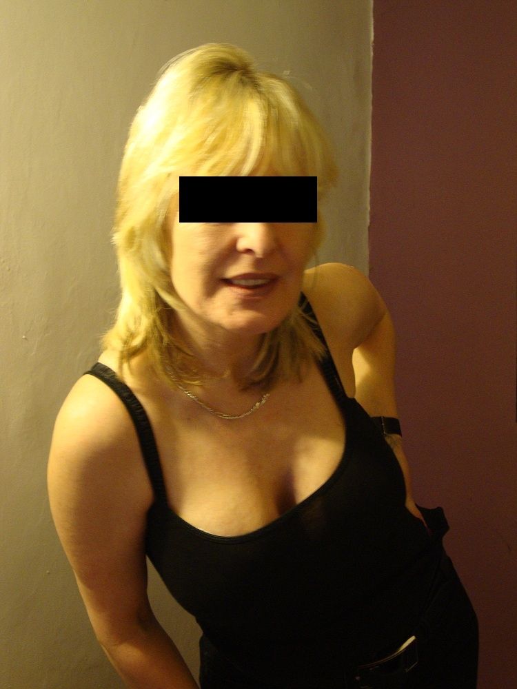 https://cdn.adultwork.com/gallery/G11/2653000.jpg