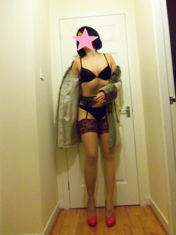 https://cdn.adultwork.com/gallery/G11/2684884.jpg