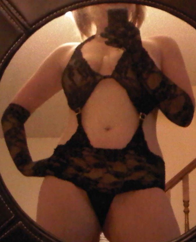 https://cdn.adultwork.com/gallery/G11/2892956.jpg