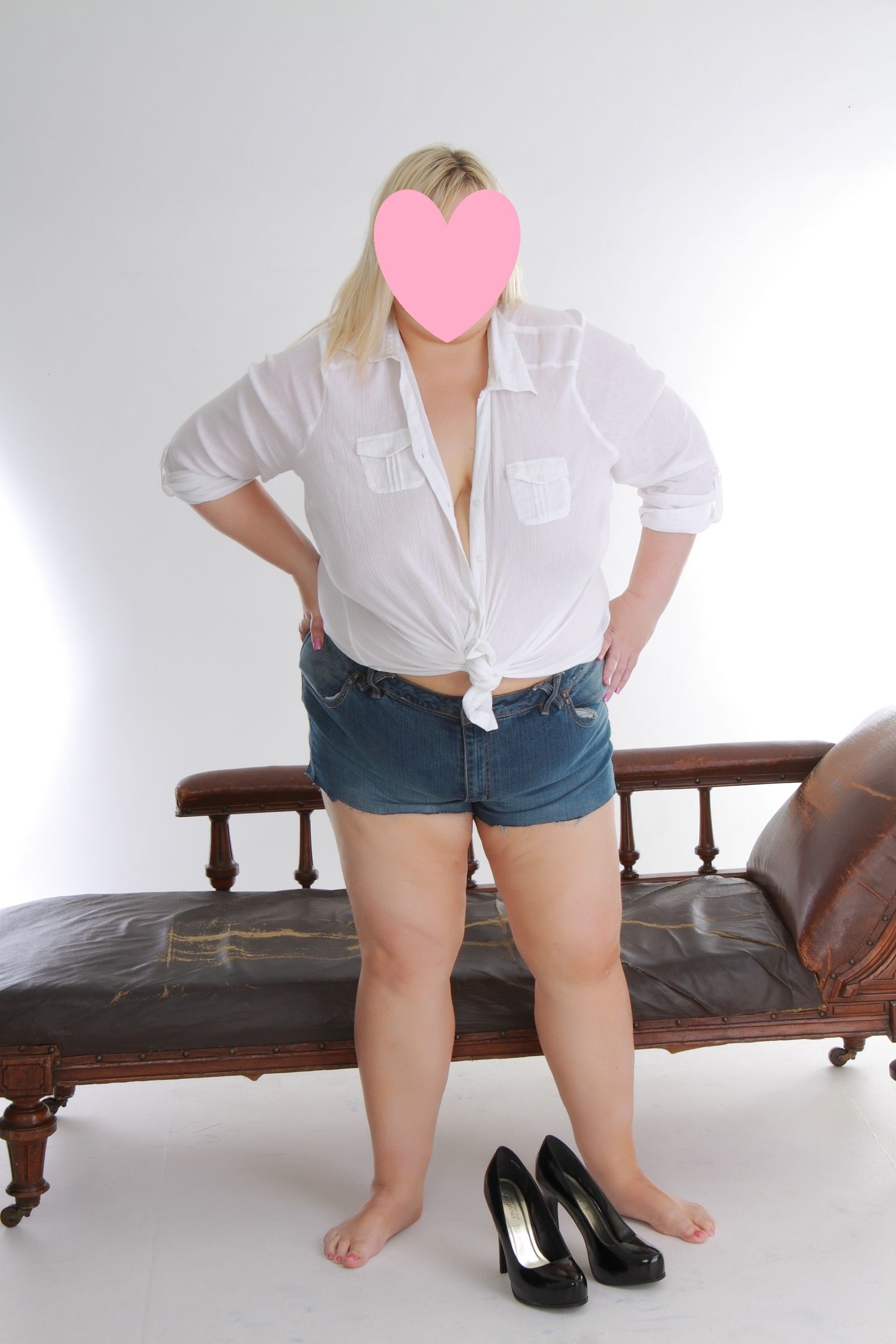 https://cdn.adultwork.com/gallery/G11/2920297.jpg