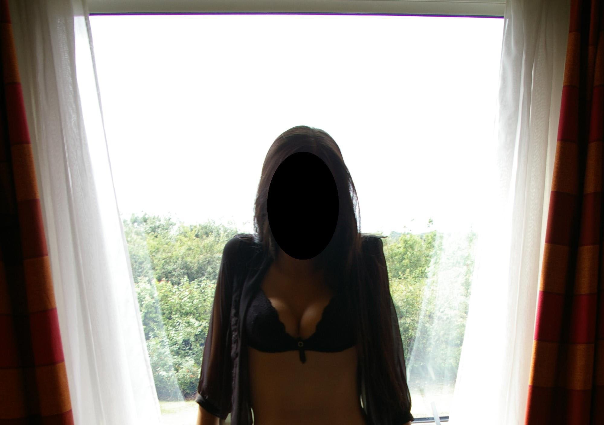 https://cdn.adultwork.com/gallery/G11/2998876.jpg