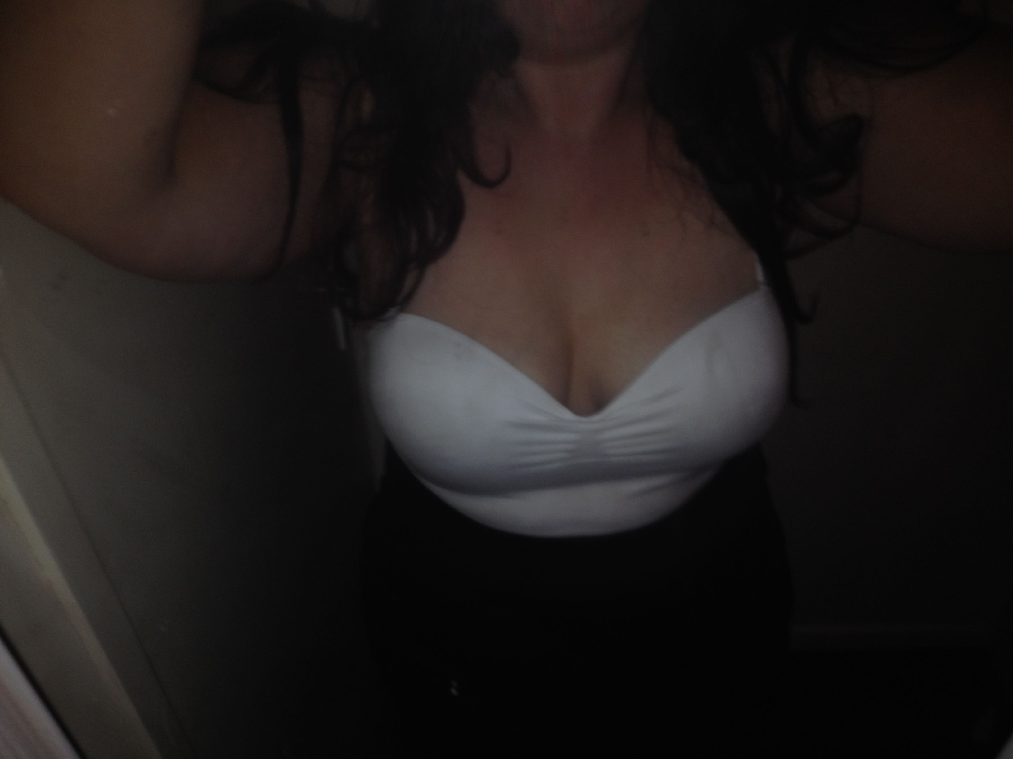 https://cdn.adultwork.com/gallery/G11/3075224.jpg