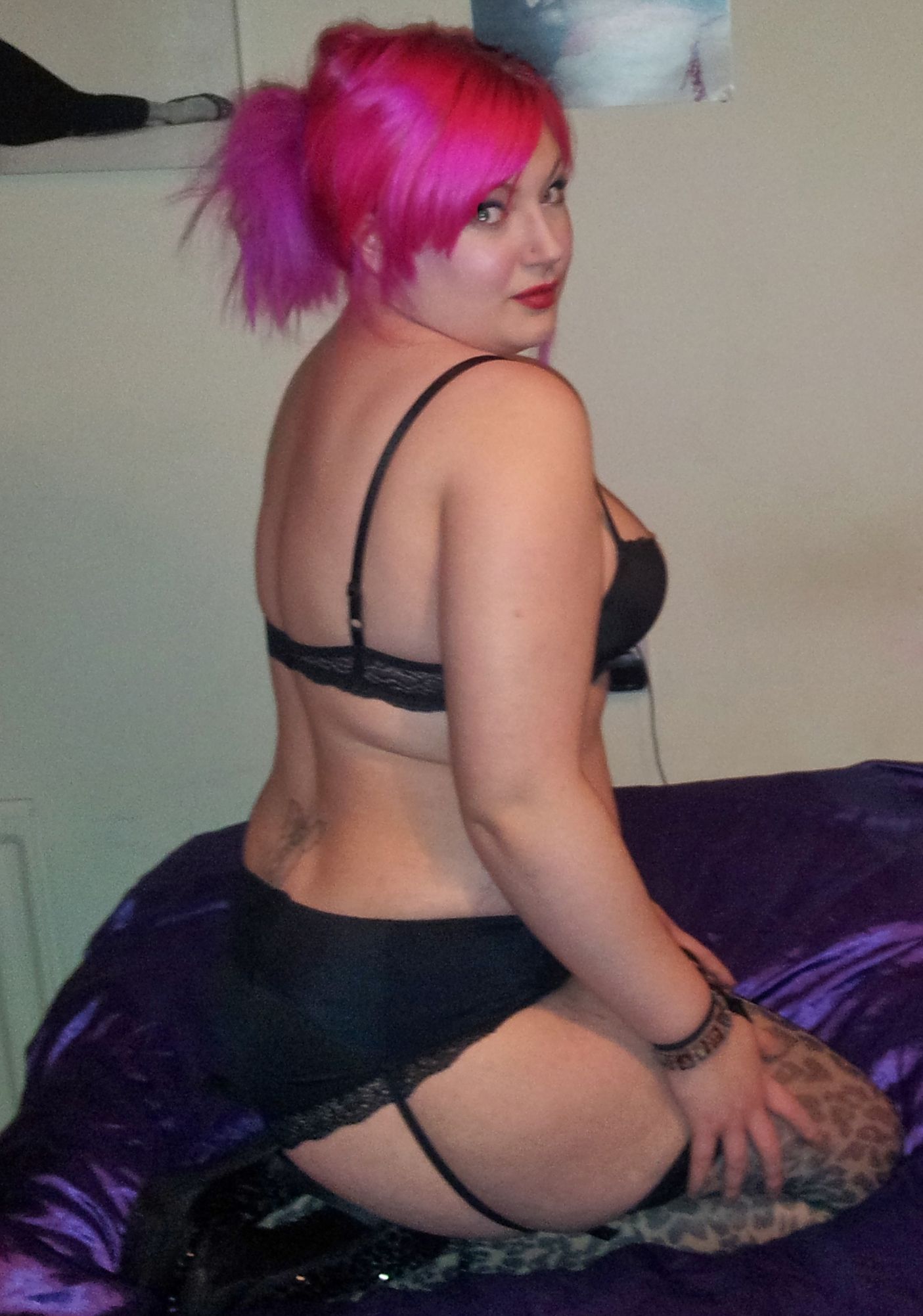 https://cdn.adultwork.com/gallery/G11/3102542.jpg