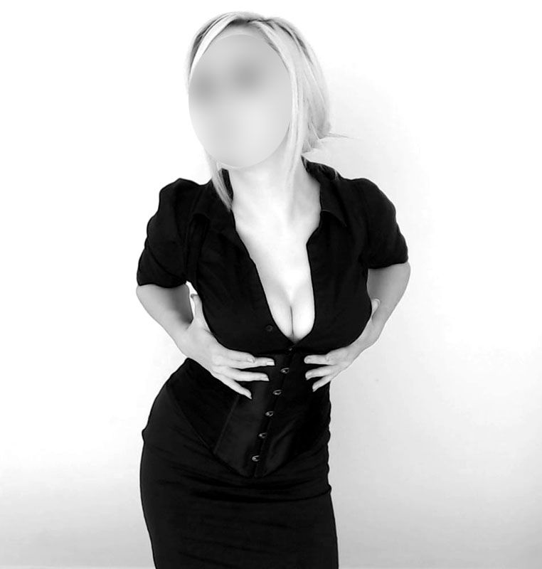 https://cdn.adultwork.com/gallery/G11/3148153.jpg