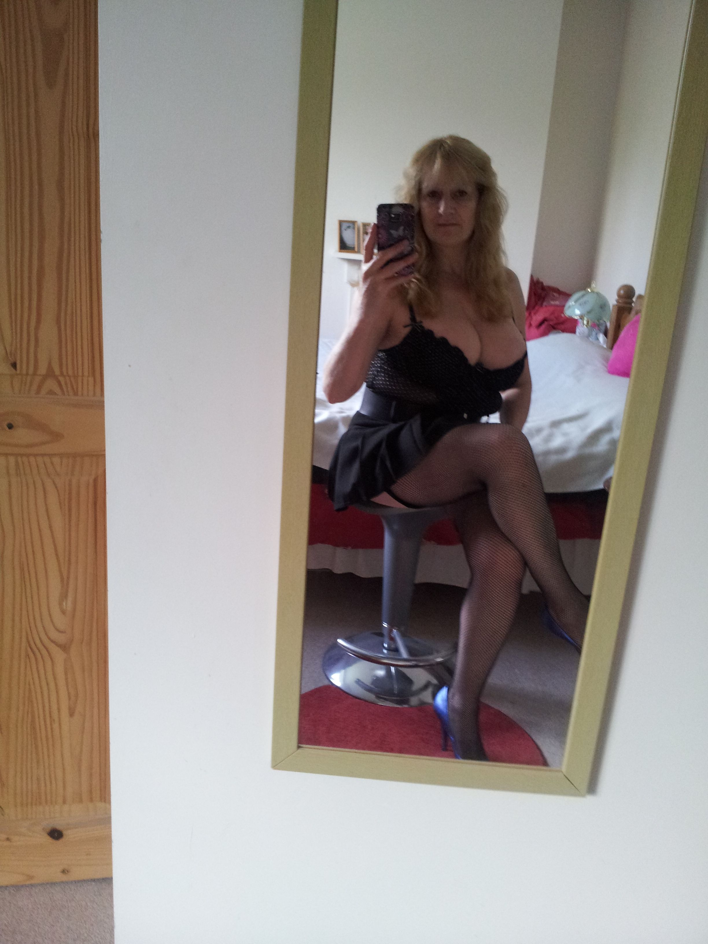 https://cdn.adultwork.com/gallery/G11/3206851.jpg