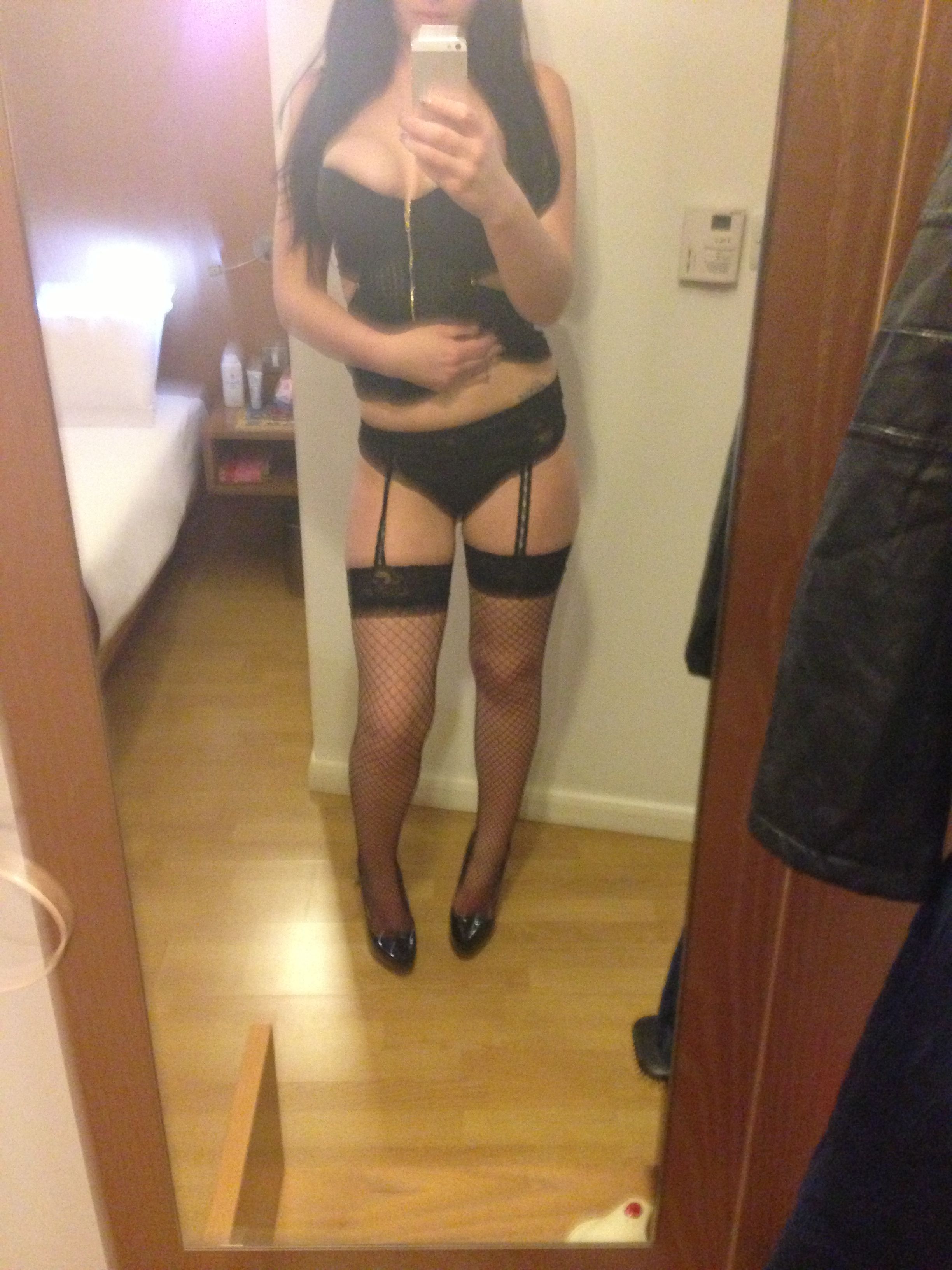 https://cdn.adultwork.com/gallery/G11/3505870.jpg