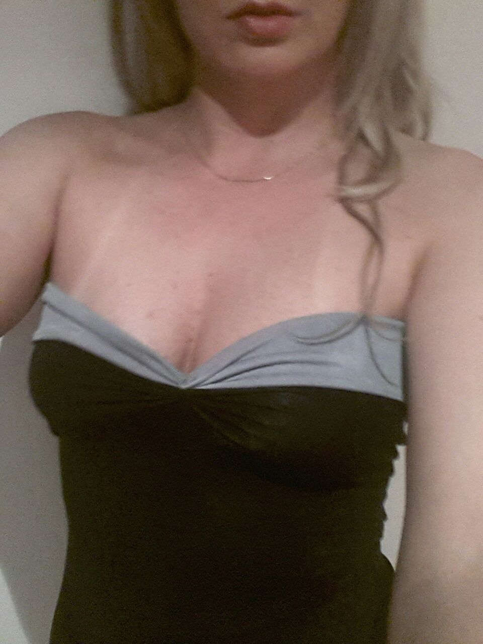 https://cdn.adultwork.com/gallery/G11/3539524.jpg