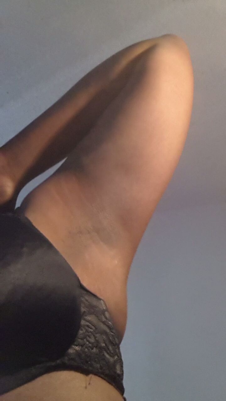 https://cdn.adultwork.com/gallery/G11/3561344.jpg