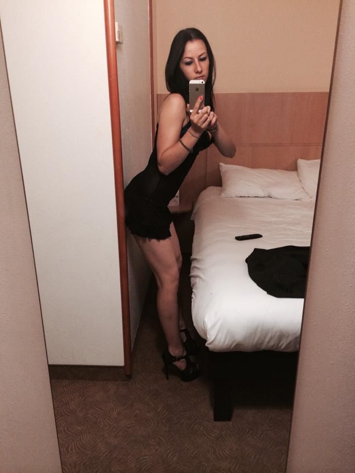 https://cdn.adultwork.com/gallery/G12/4675513.jpg