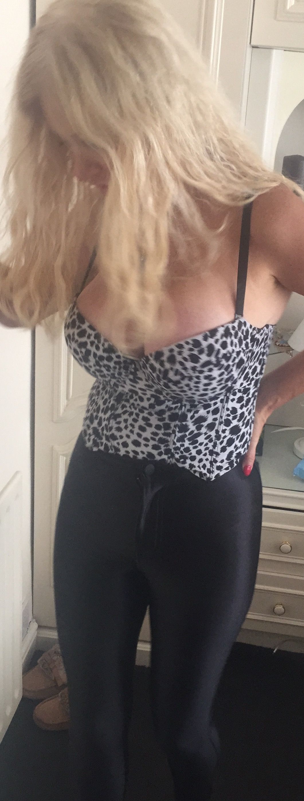 https://cdn.adultwork.com/gallery/G12/5138677.jpg