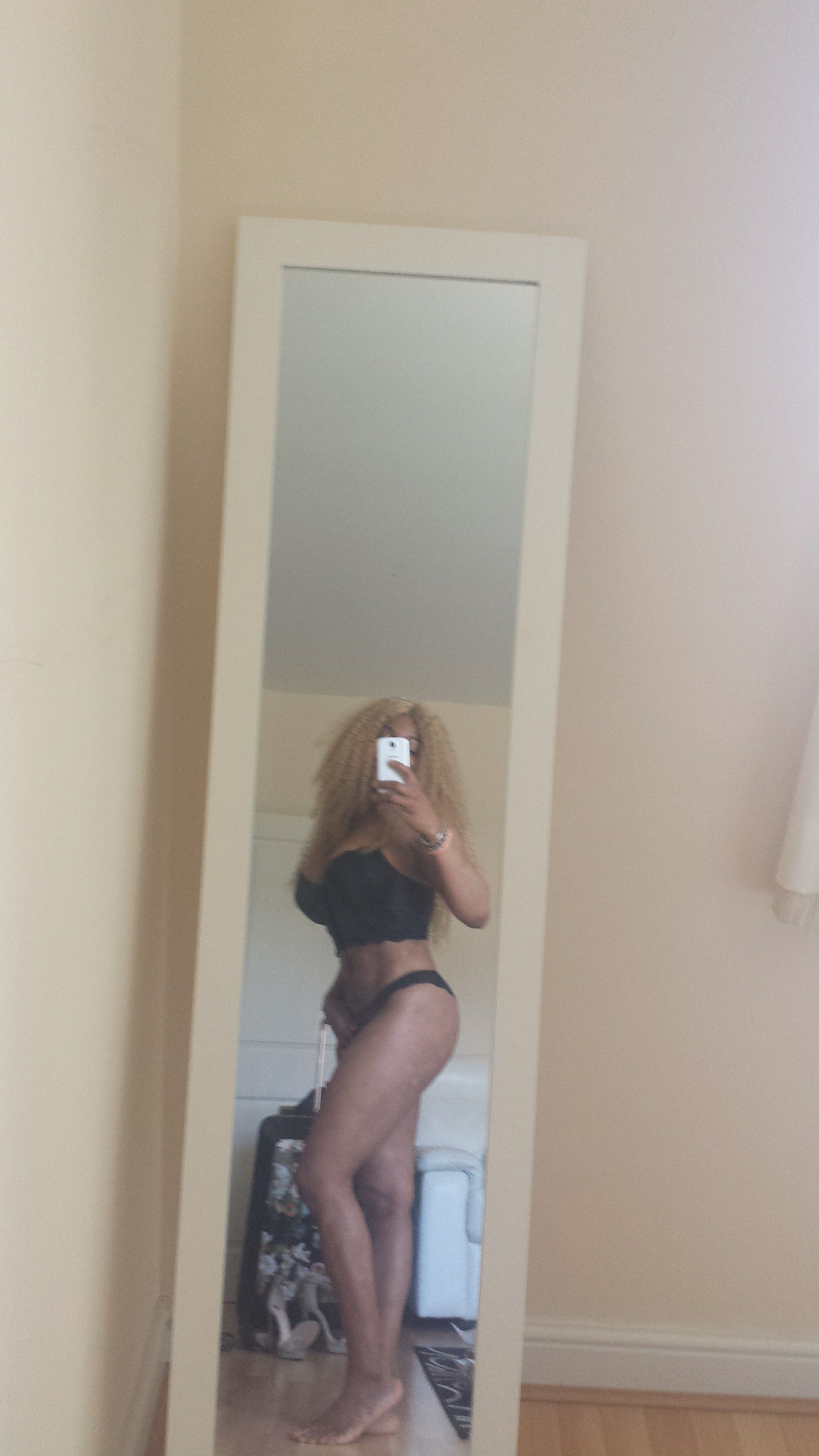 https://cdn.adultwork.com/gallery/G12/5156829.jpg