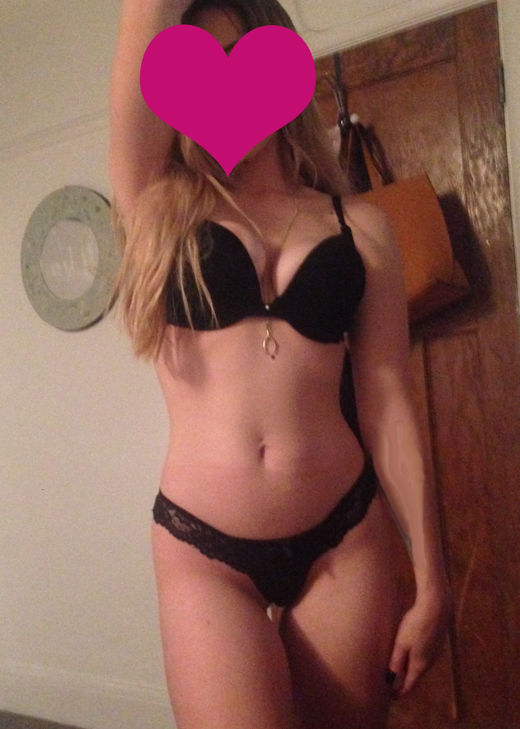 https://cdn.adultwork.com/gallery/G12/5464291.jpg