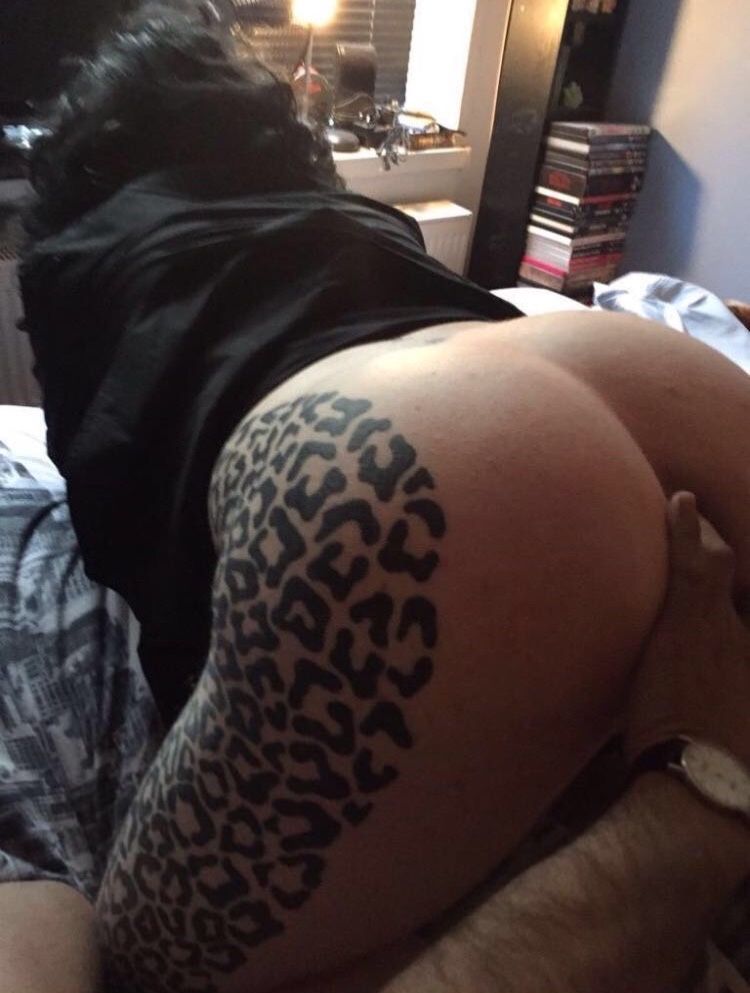 https://cdn.adultwork.com/gallery/G12/5599131.jpg