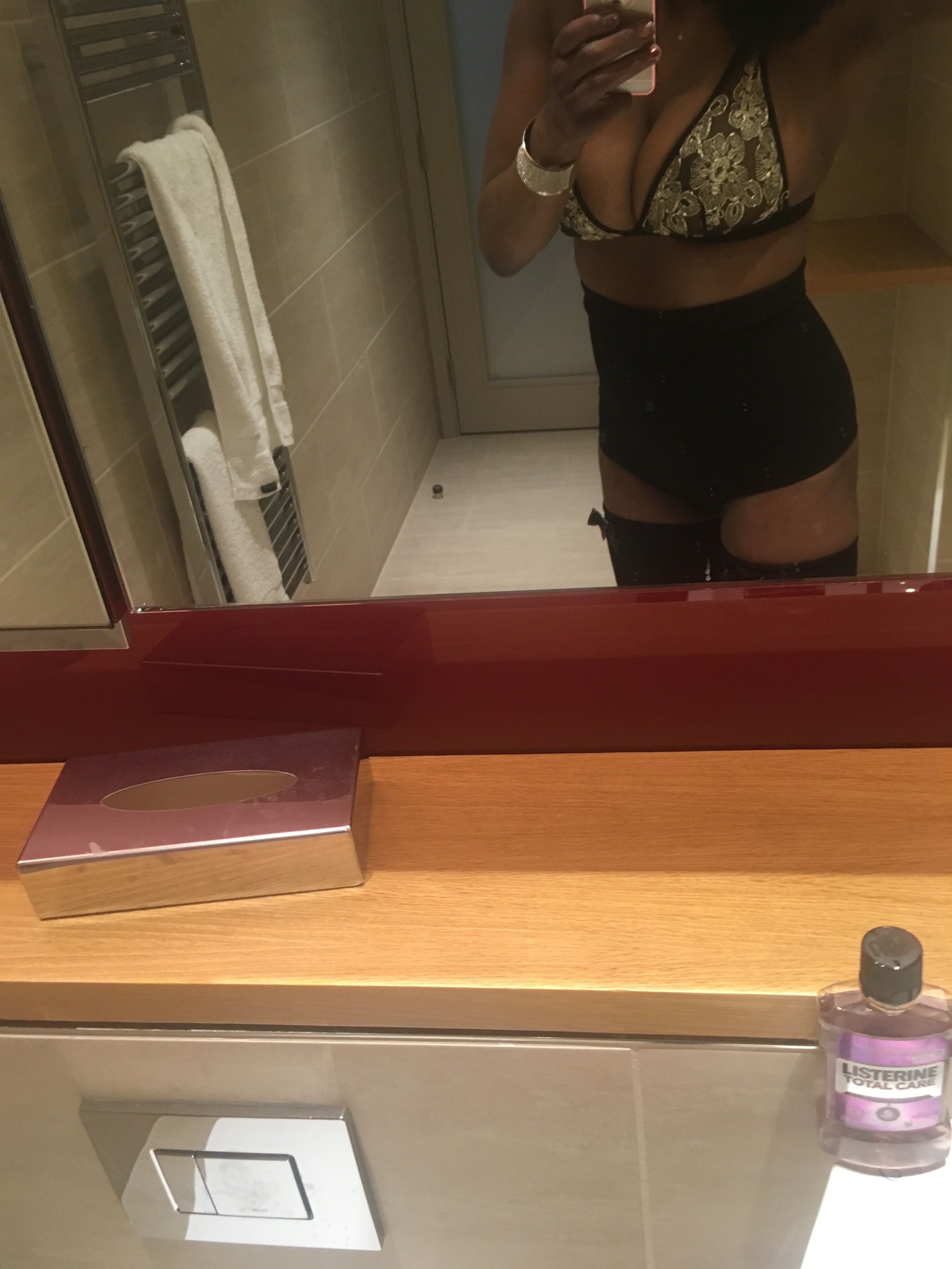 https://cdn.adultwork.com/gallery/G12/5991652.jpg