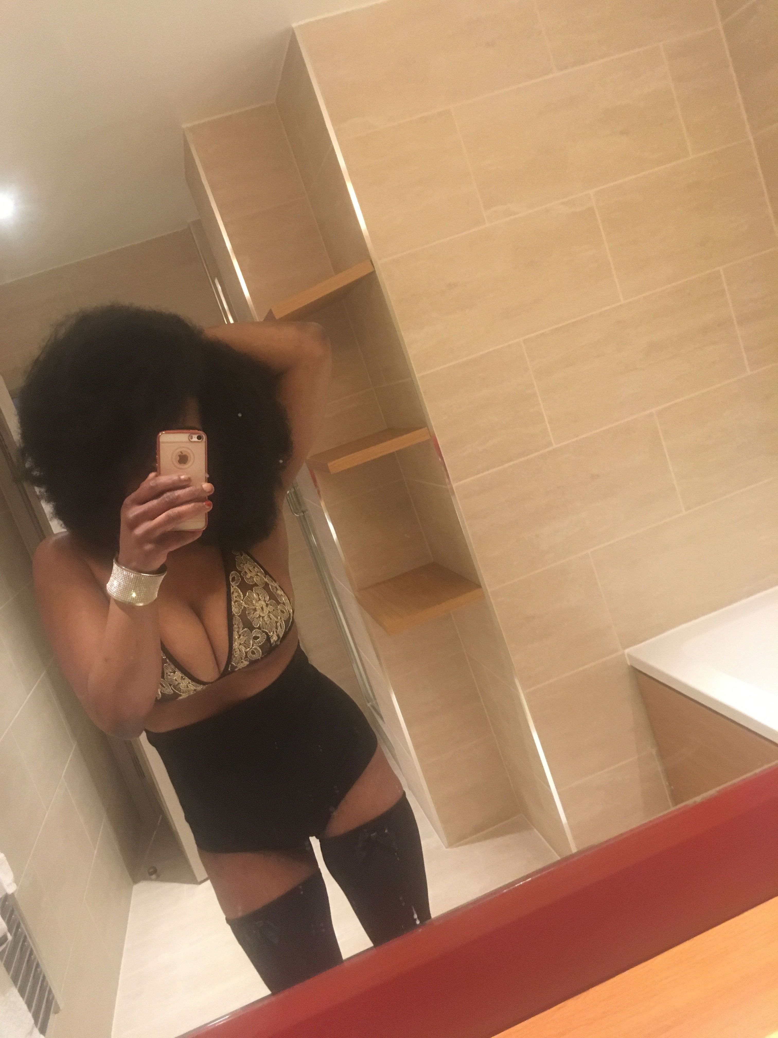 https://cdn.adultwork.com/gallery/G12/5991669.jpg