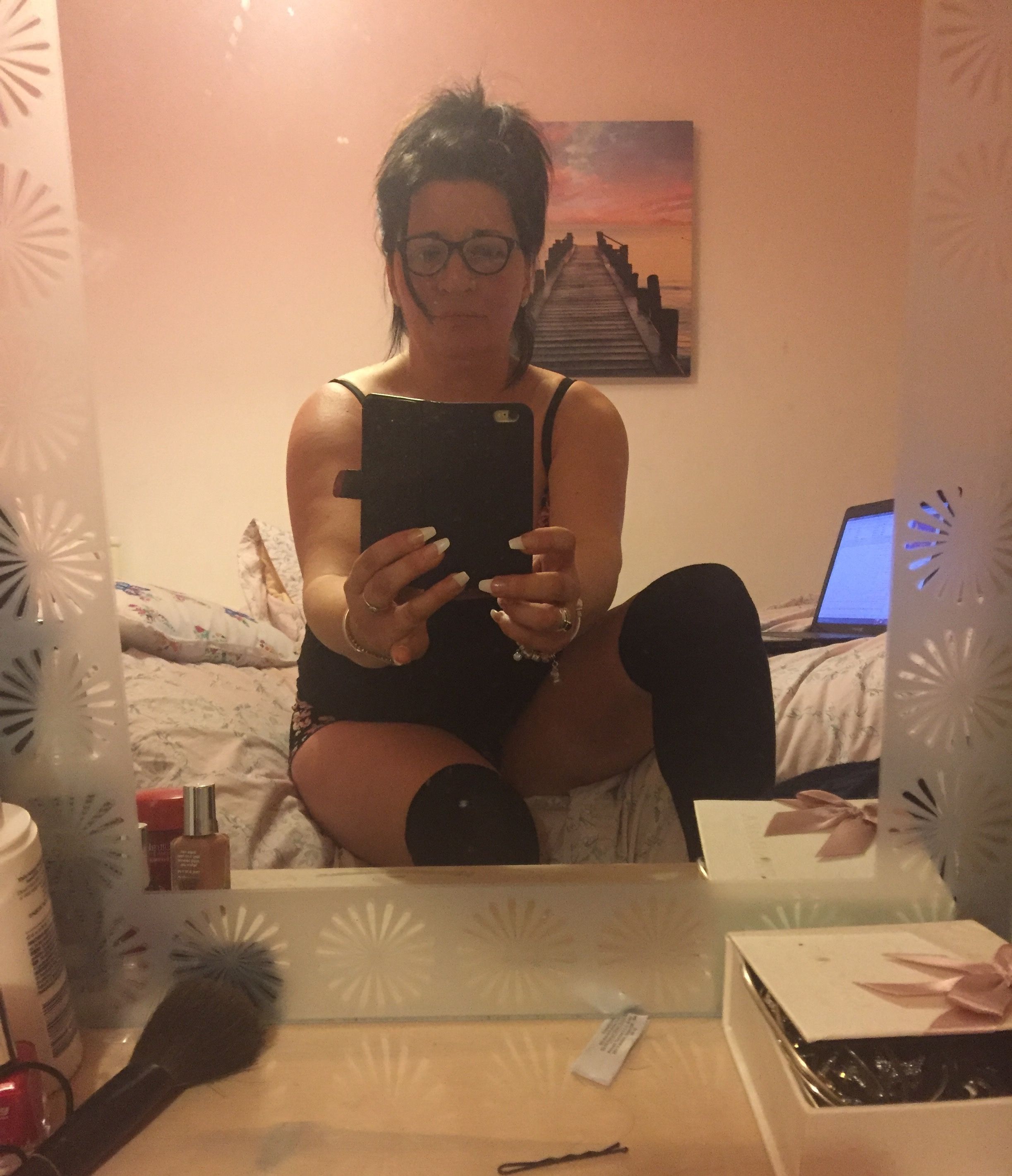 https://cdn.adultwork.com/gallery/G12/5991775.jpg