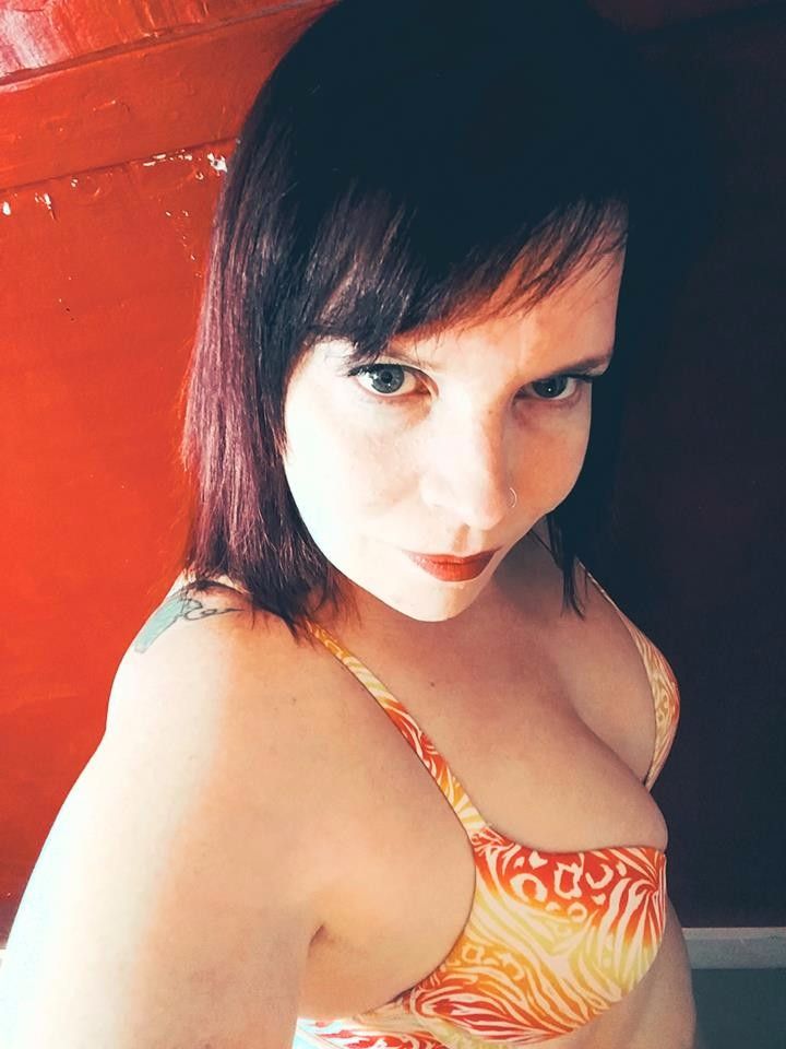 https://cdn.adultwork.com/gallery/G12/5992604.jpg