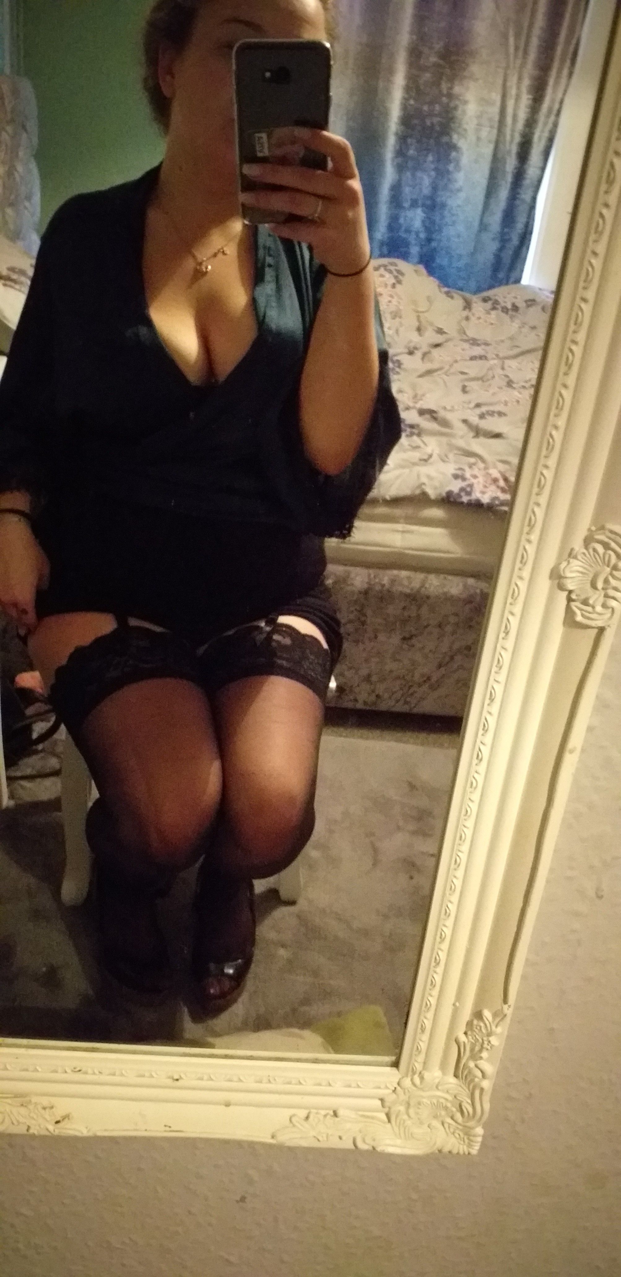 https://cdn.adultwork.com/gallery/G12/6985827.jpg