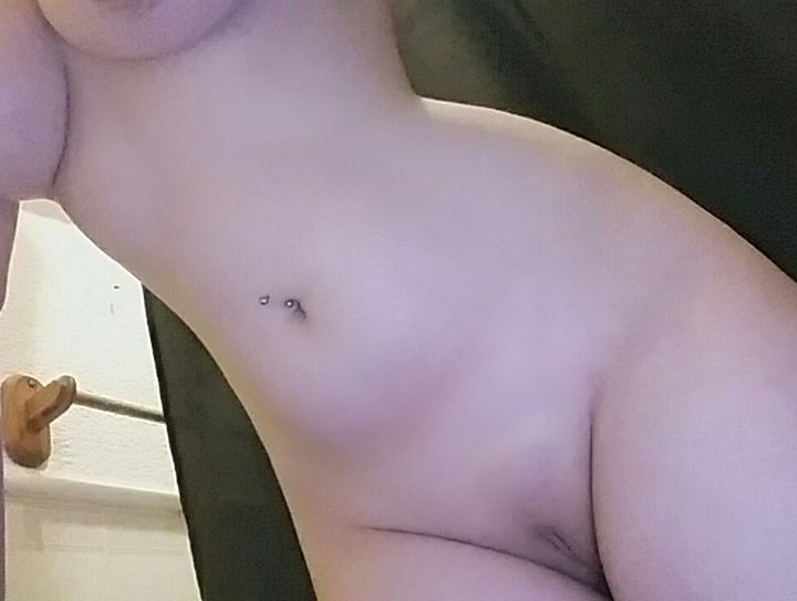 https://cdn.adultwork.com/gallery/G12/7925342.jpg