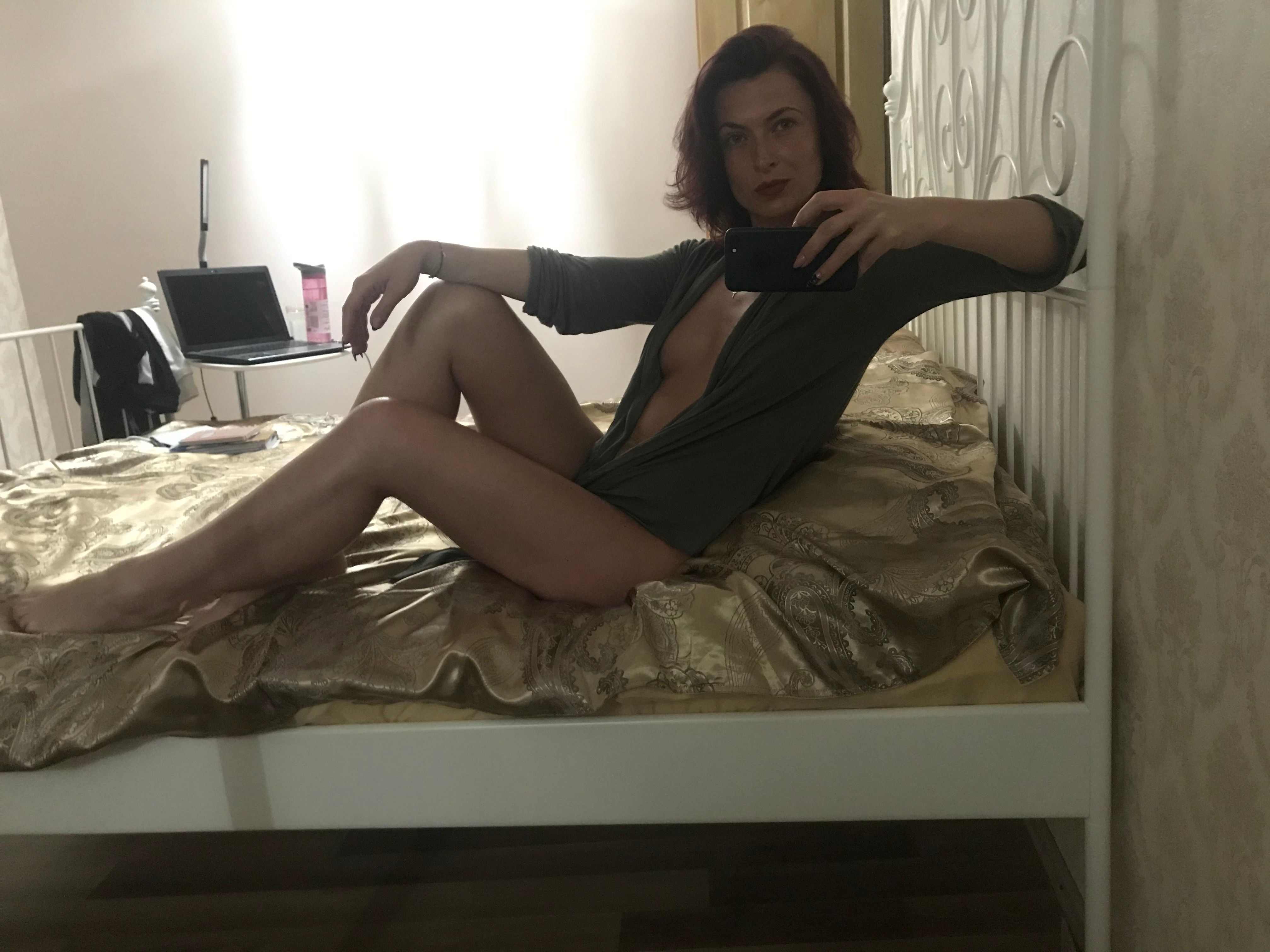 https://cdn.adultwork.com/gallery/G12/7925785.jpg