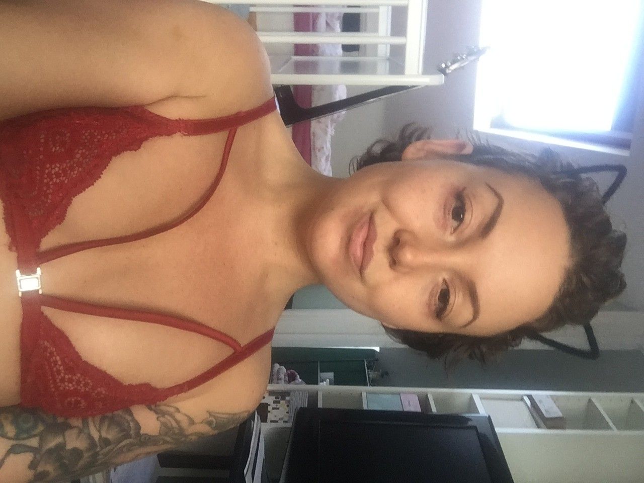 https://cdn.adultwork.com/gallery/G12/8290243.jpg