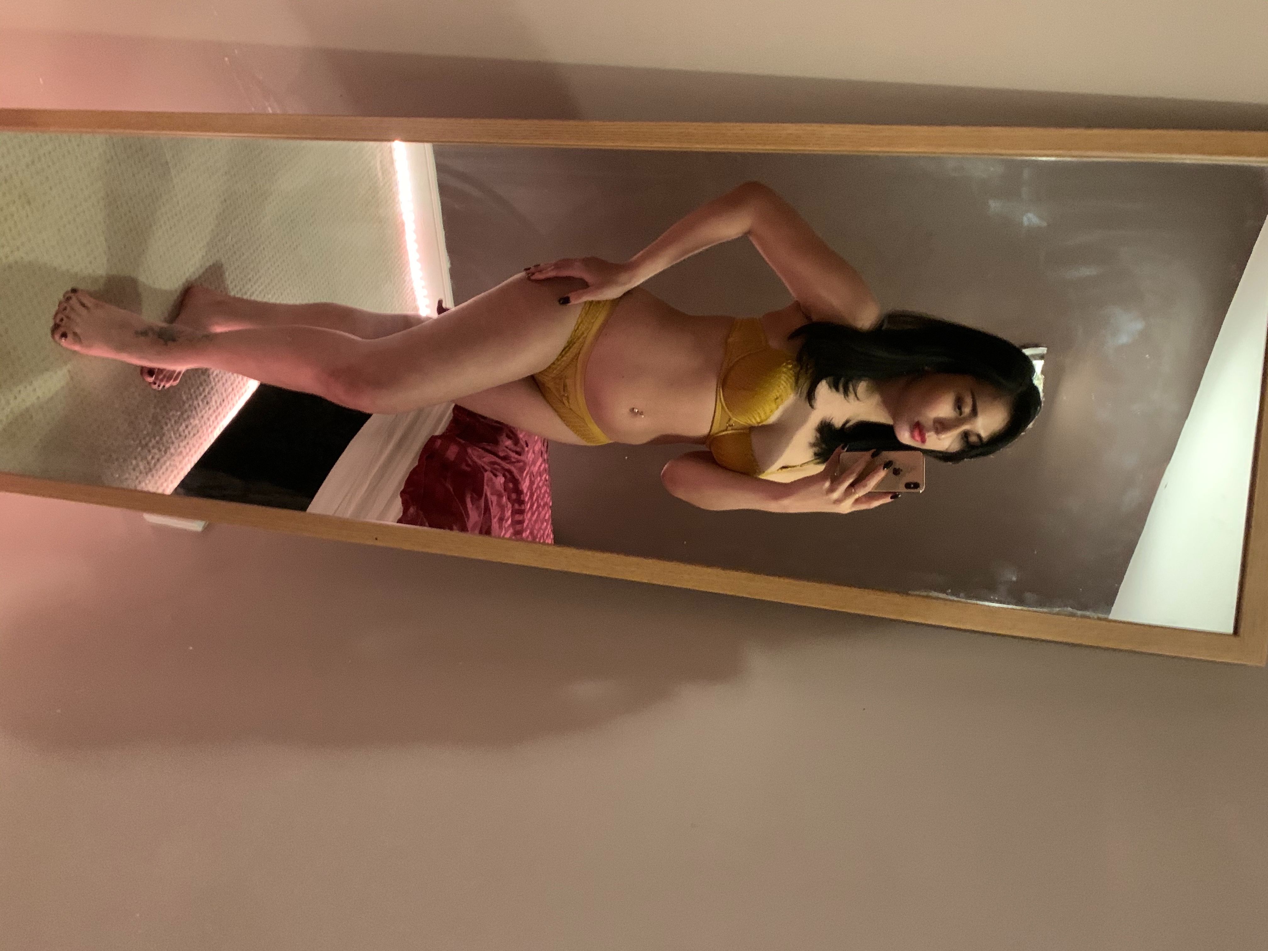 https://cdn.adultwork.com/gallery/G12/8298931.jpg