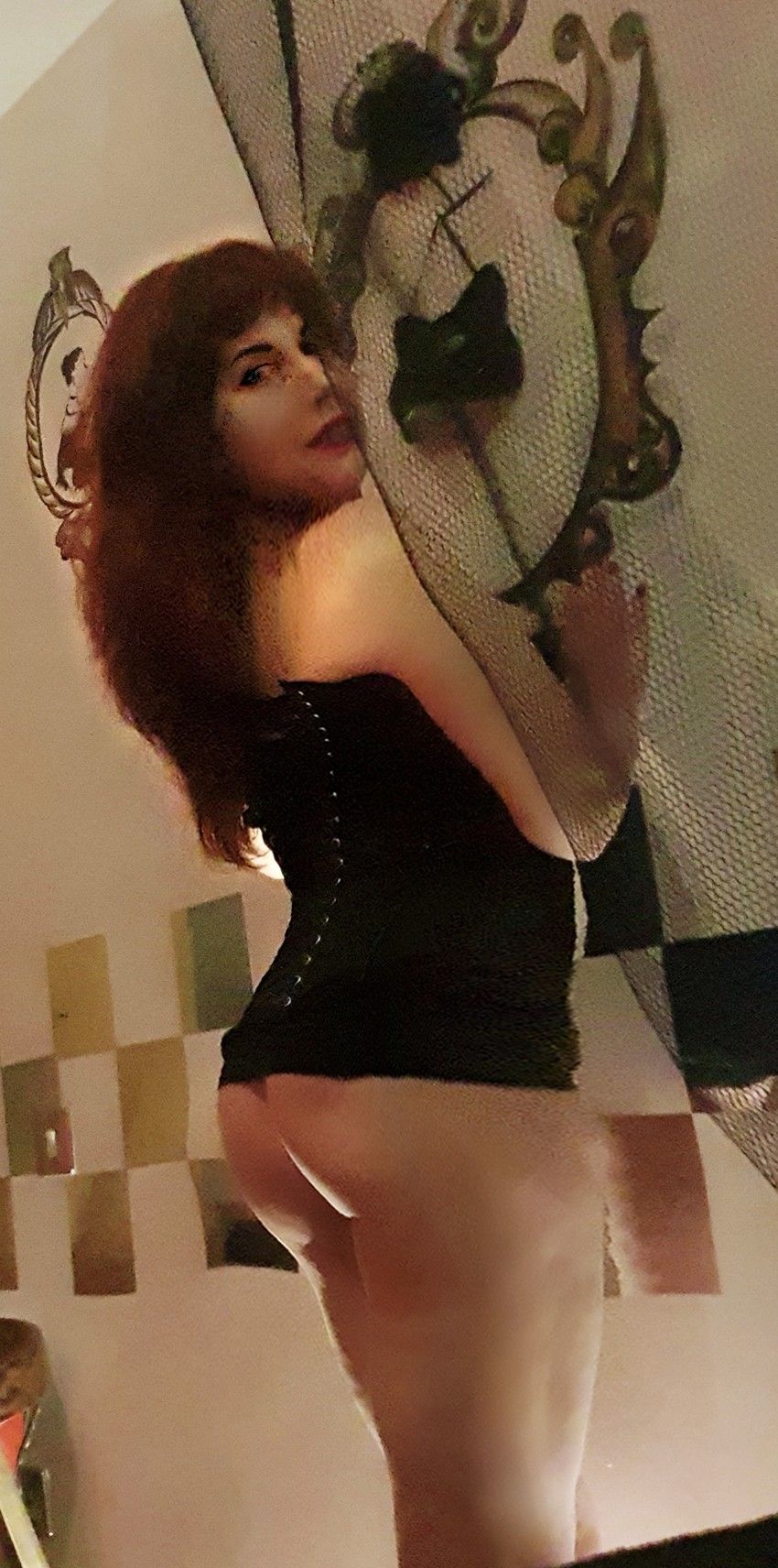 https://cdn.adultwork.com/gallery/G12/8308396.jpg