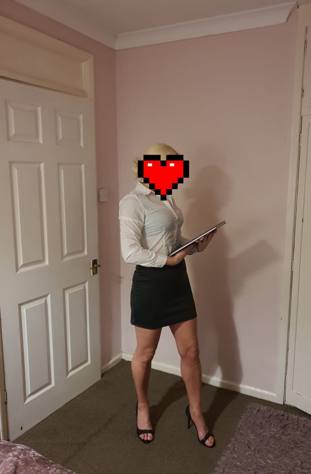 https://cdn.adultwork.com/gallery/G12/8308438.jpg