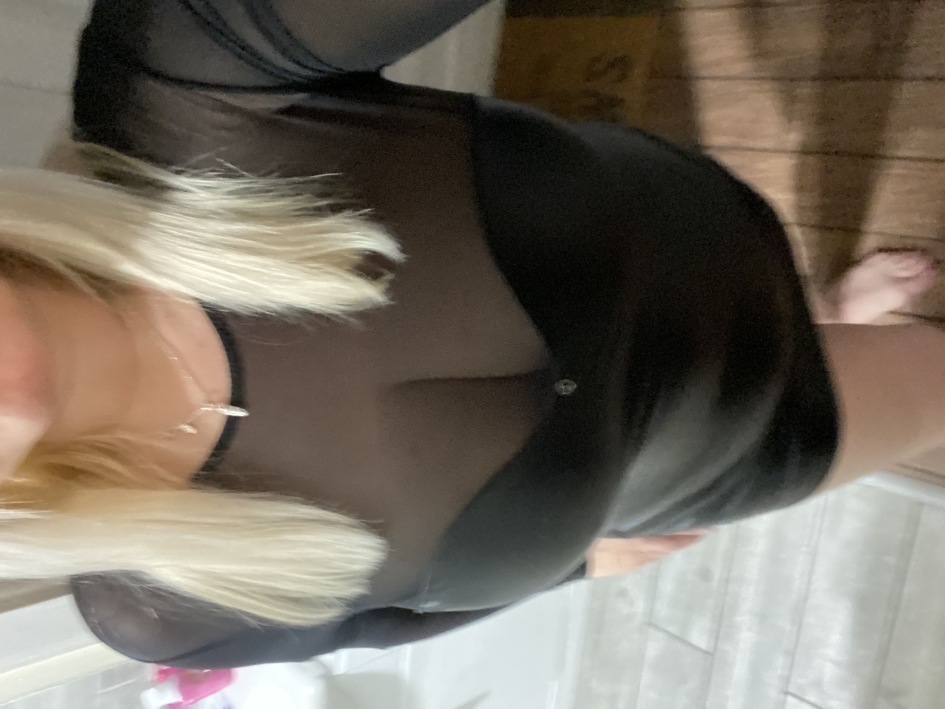 https://cdn.adultwork.com/gallery/G12/8314221.jpg