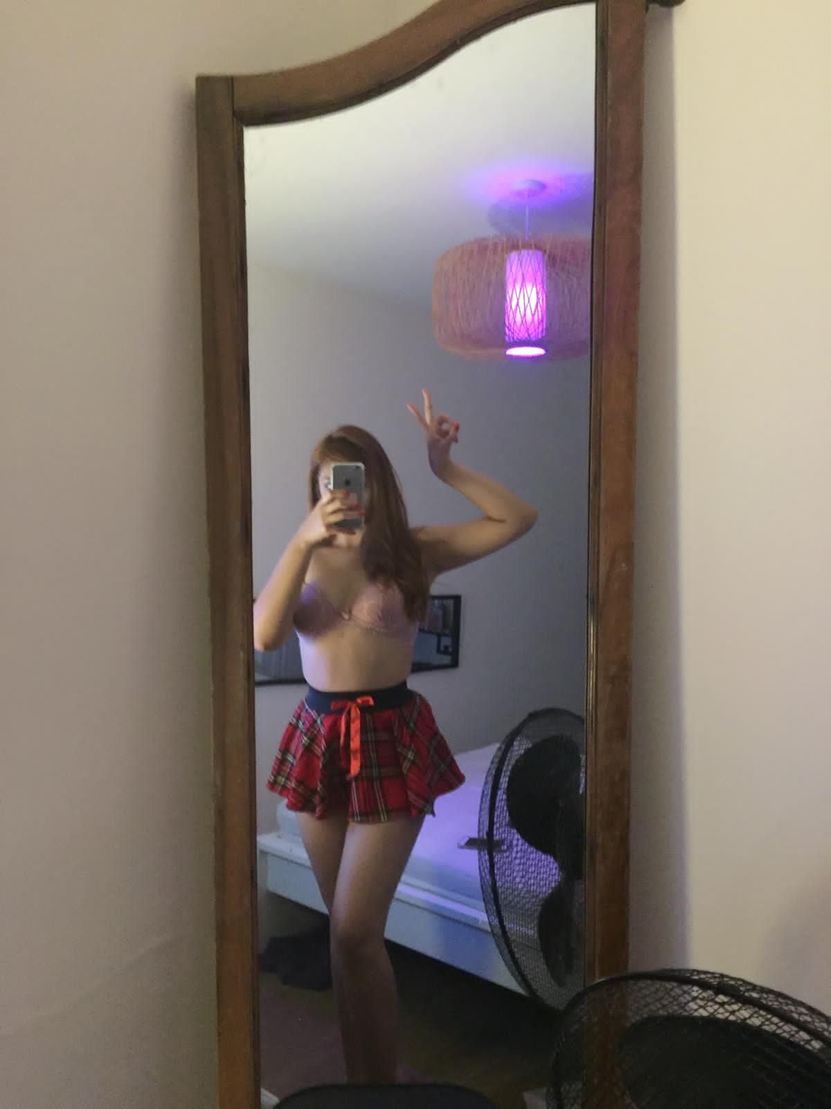 https://cdn.adultwork.com/gallery/G12/8314686.jpg