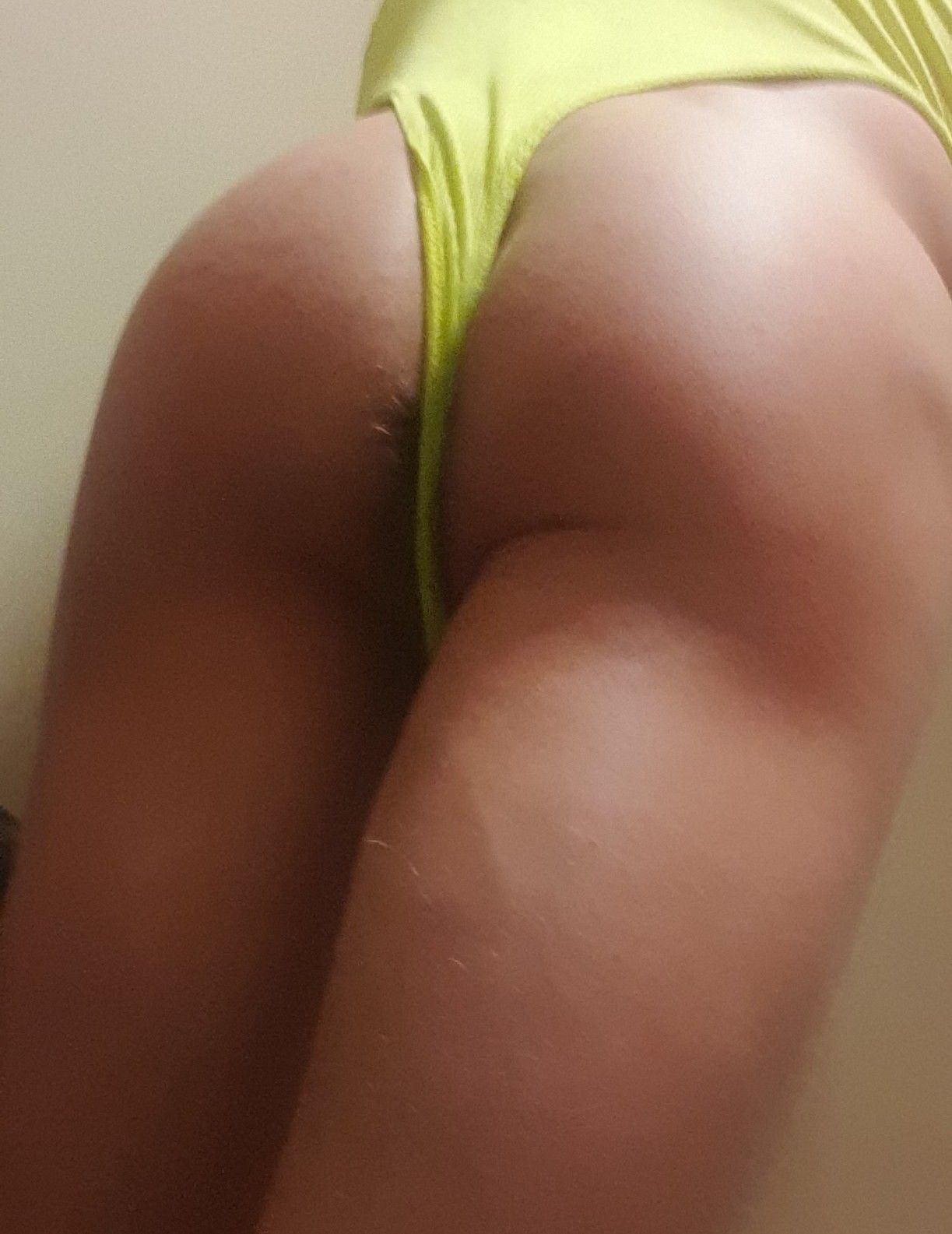 https://cdn.adultwork.com/gallery/G12/8317382.jpg