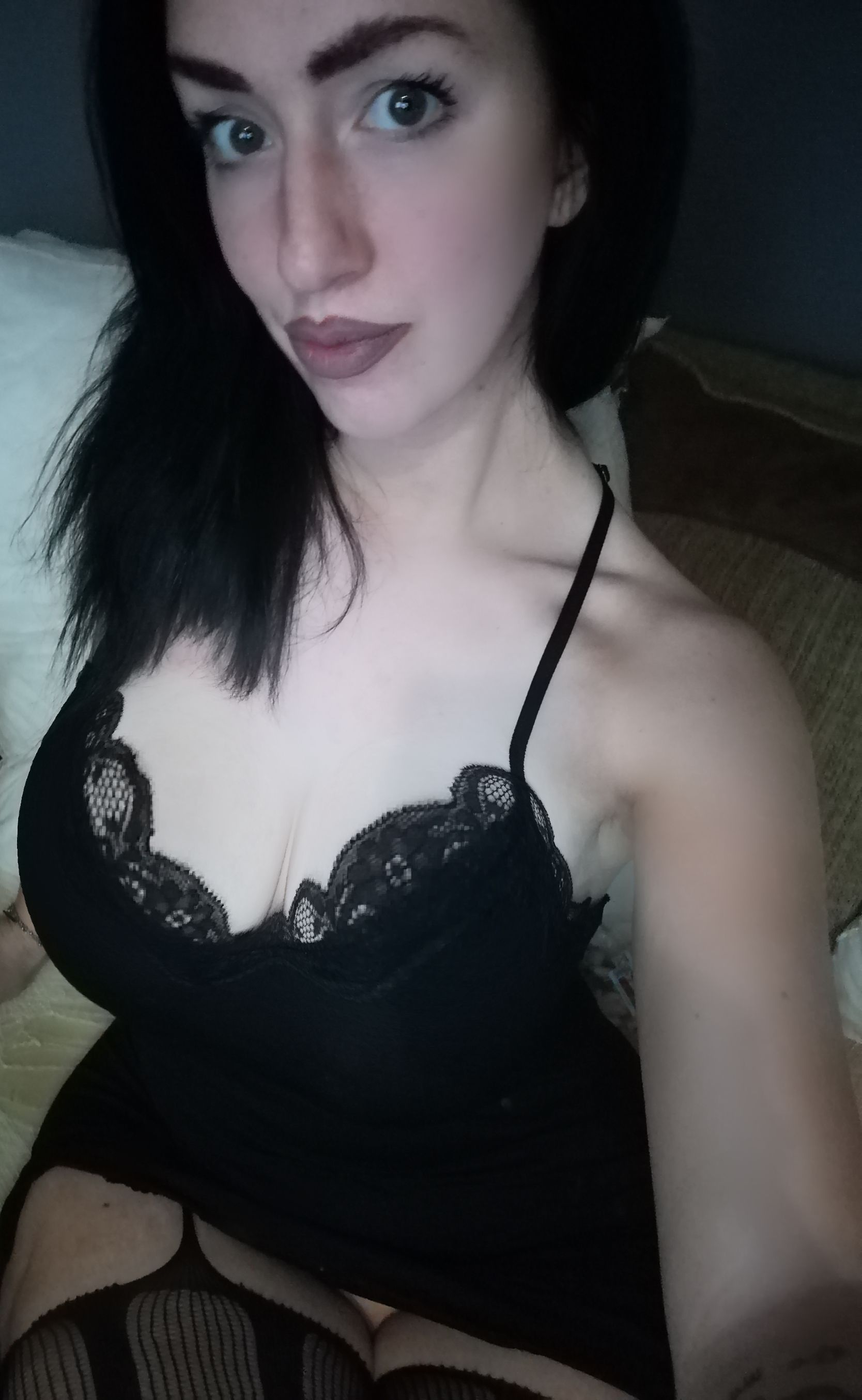 https://cdn.adultwork.com/gallery/G12/8321202.jpg