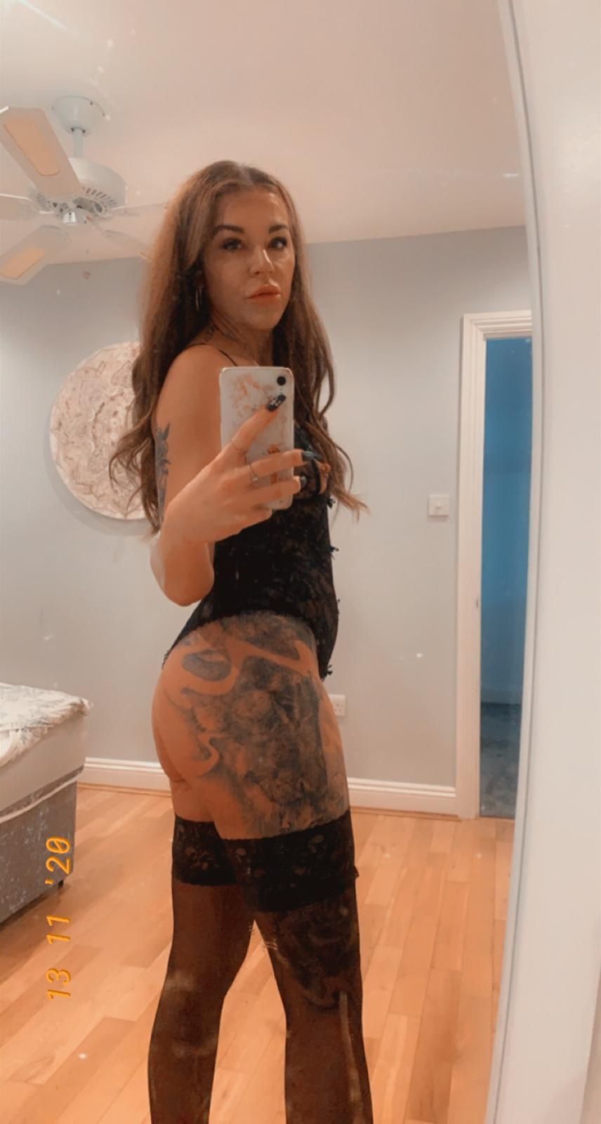 https://cdn.adultwork.com/gallery/G12/8321866.jpg