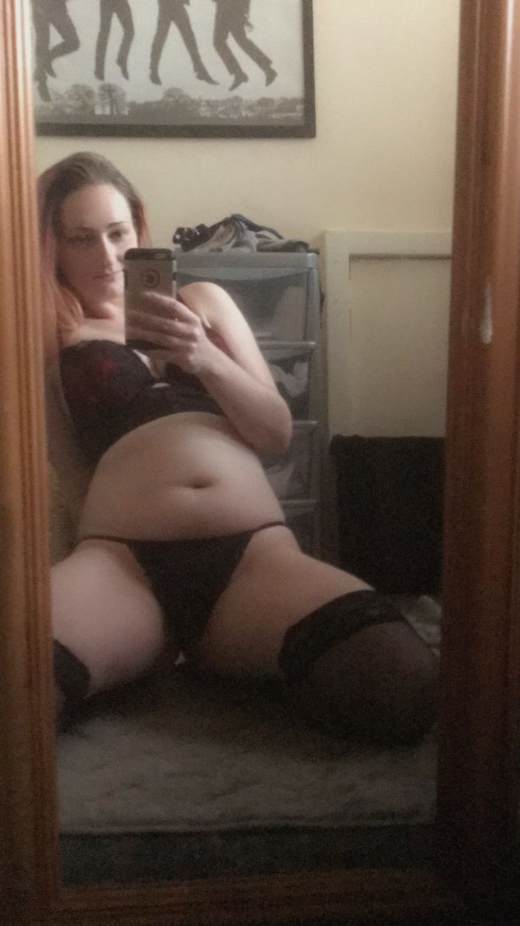 https://cdn.adultwork.com/gallery/G12/8322402.jpg