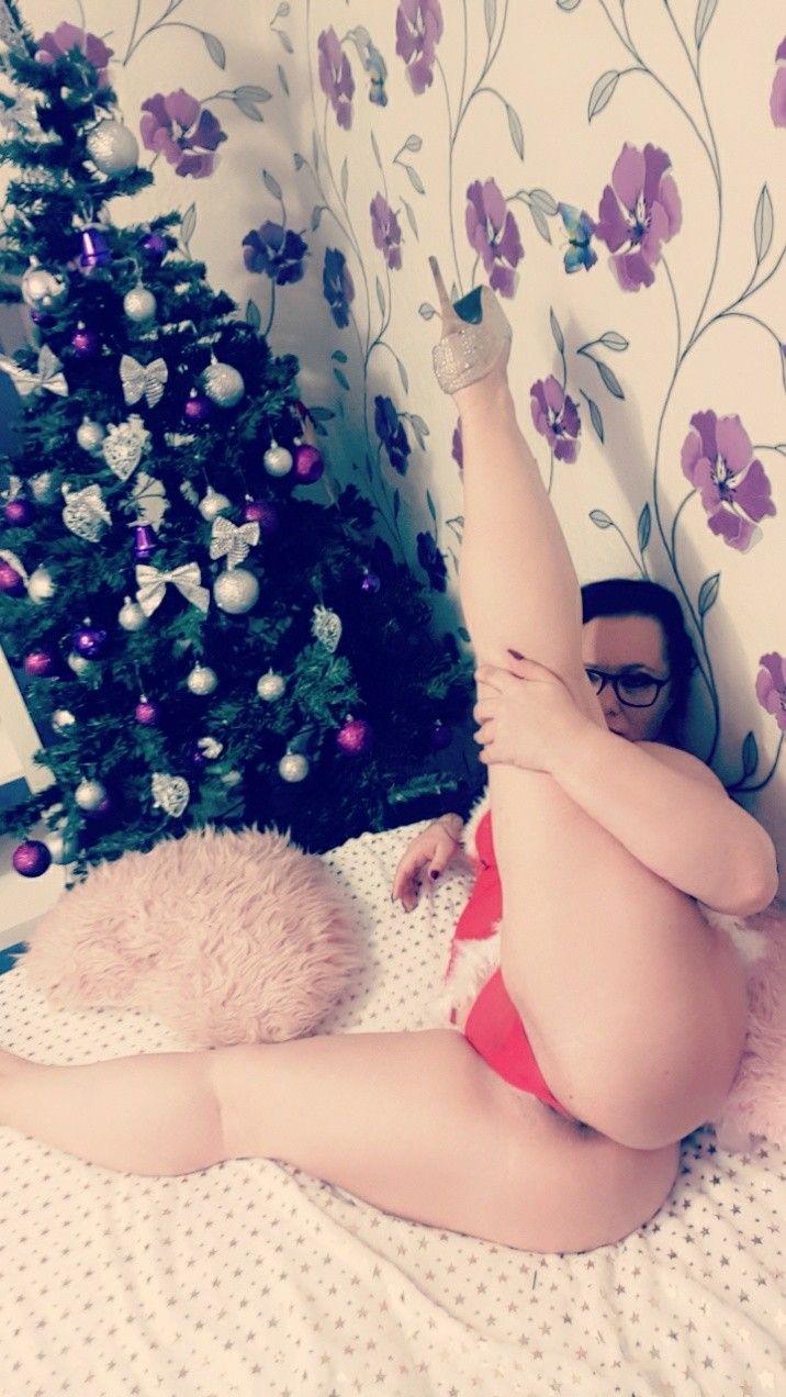 https://cdn.adultwork.com/gallery/G12/8325100.jpg