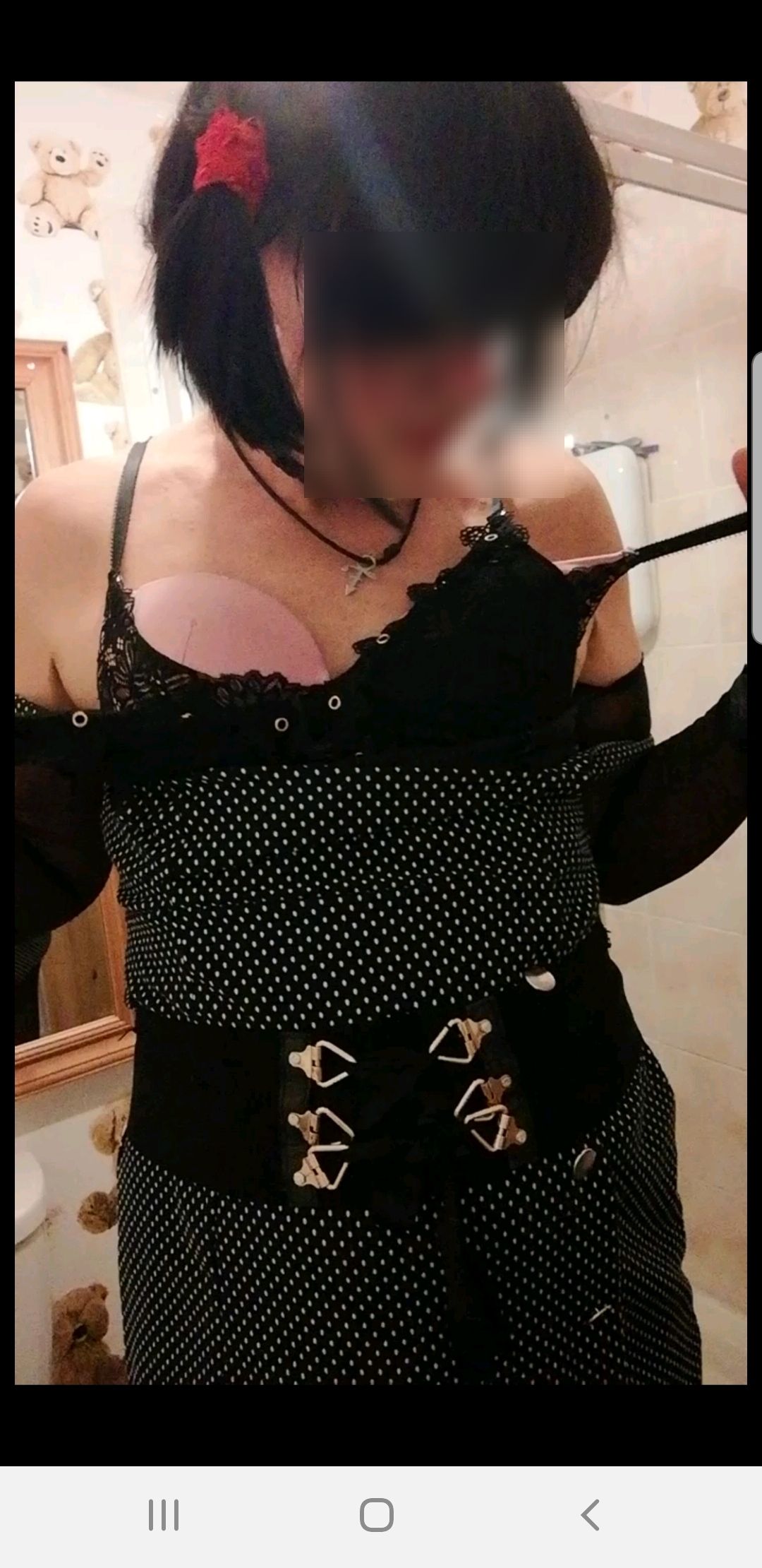 https://cdn.adultwork.com/gallery/G12/8325890.jpg