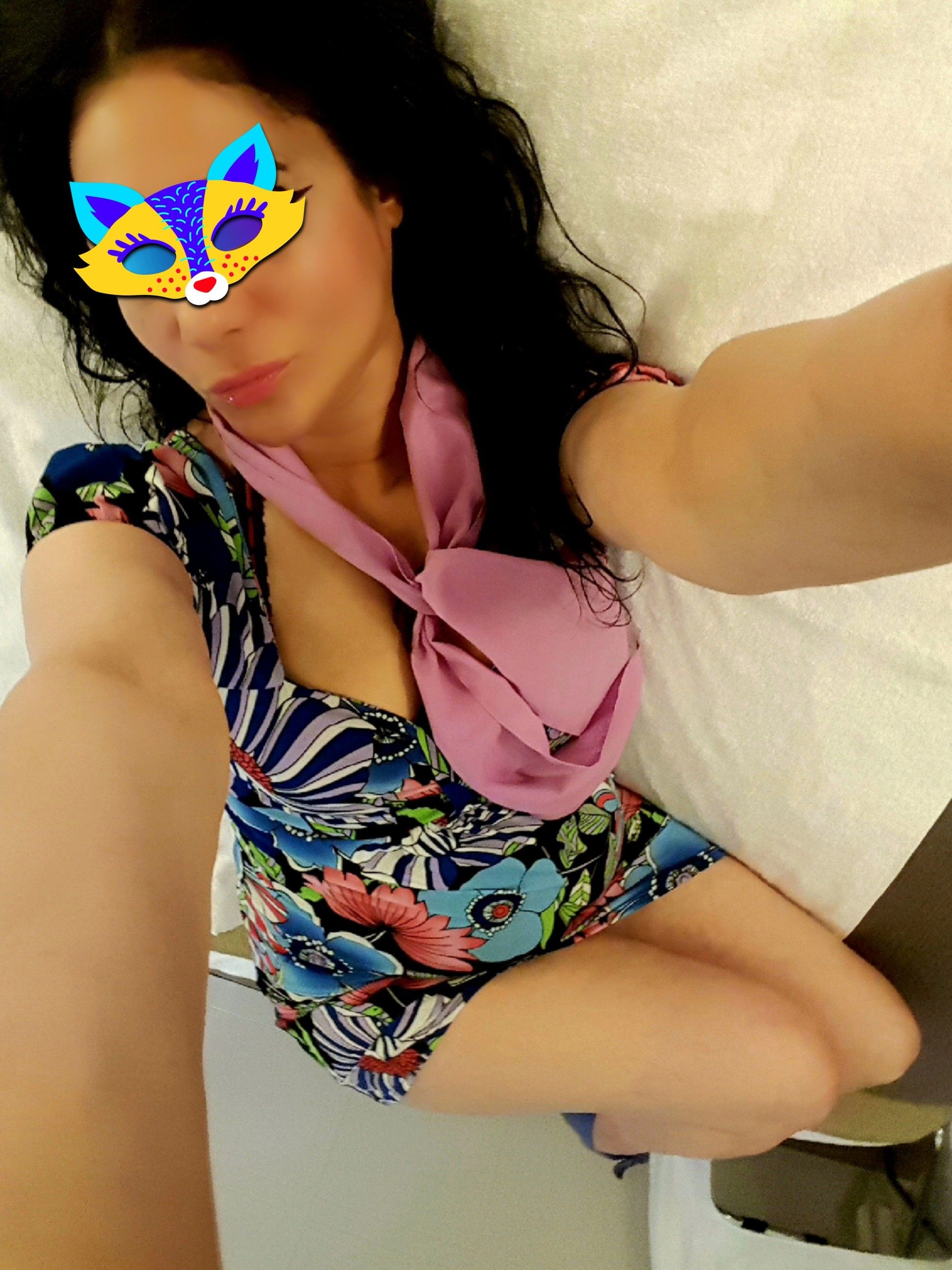 https://cdn.adultwork.com/gallery/G12/8331312.jpg