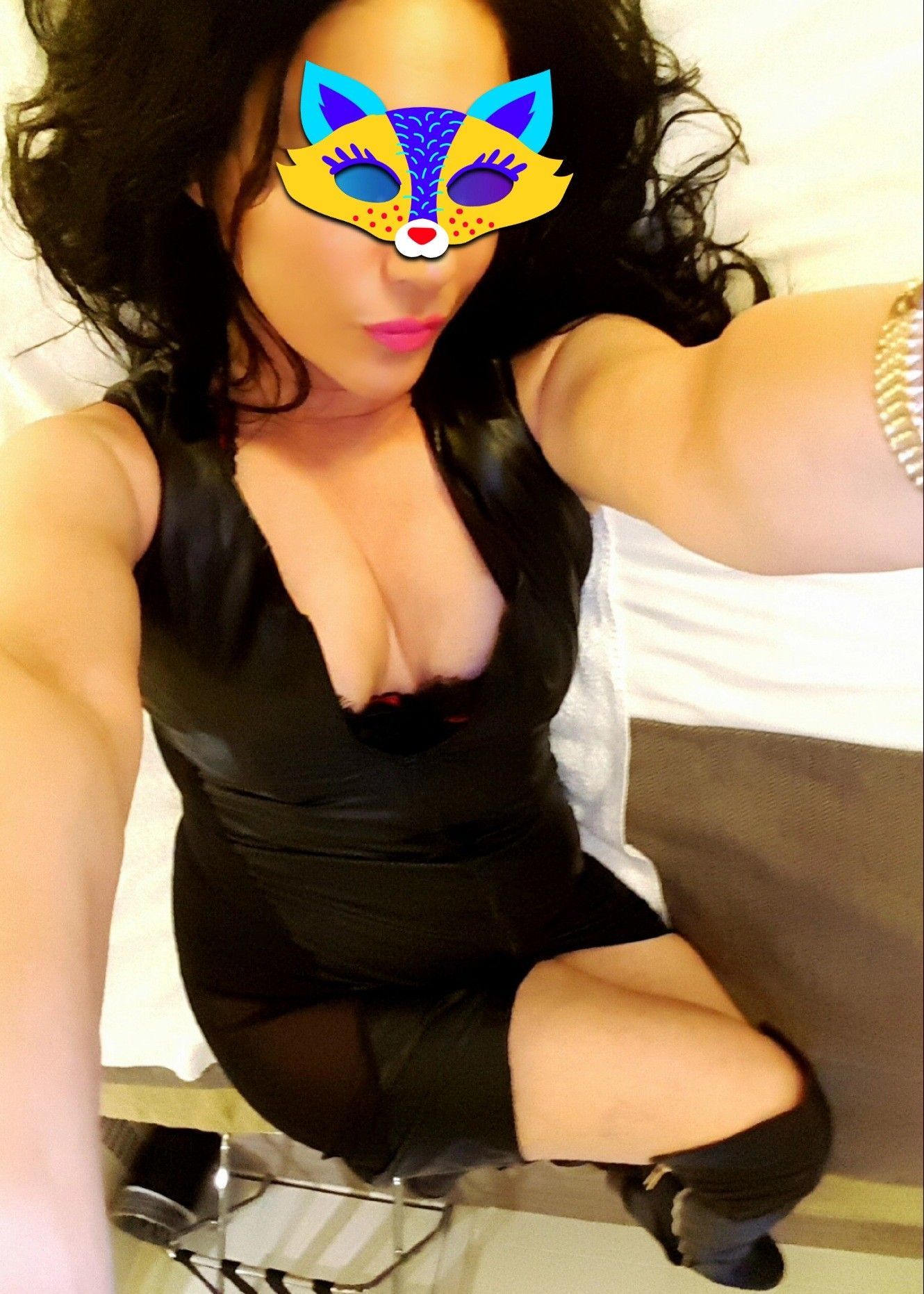 https://cdn.adultwork.com/gallery/G12/8331377.jpg