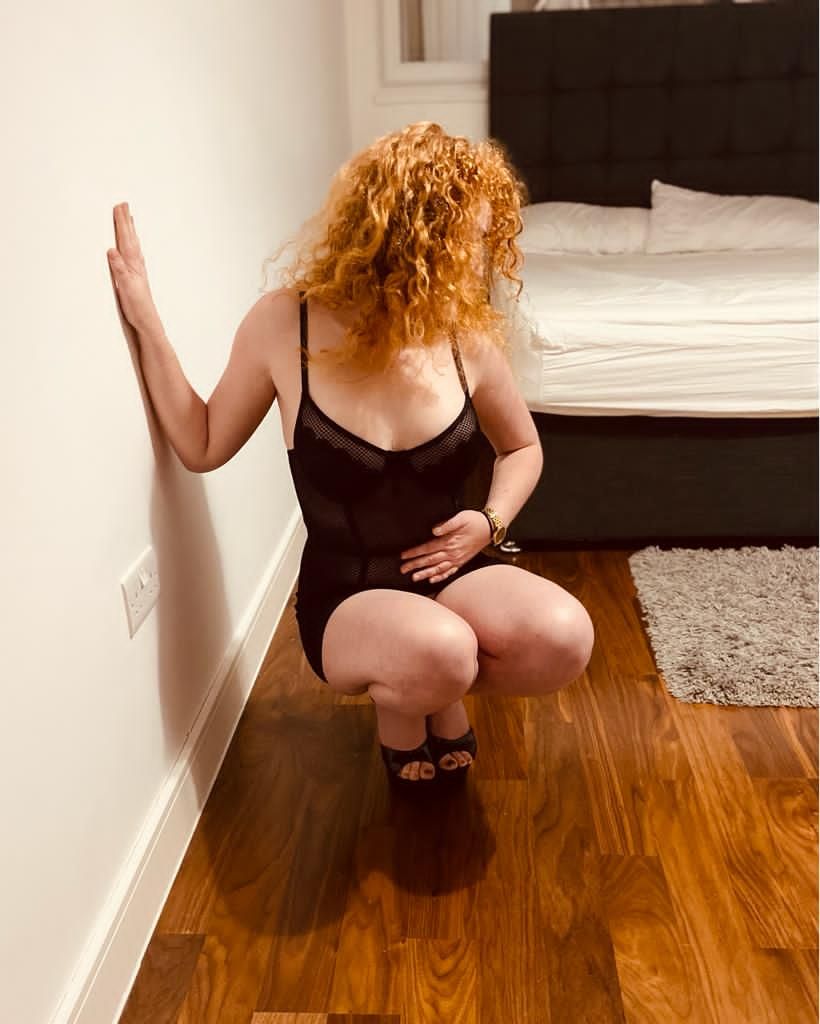 https://cdn.adultwork.com/gallery/G12/8331417.jpg