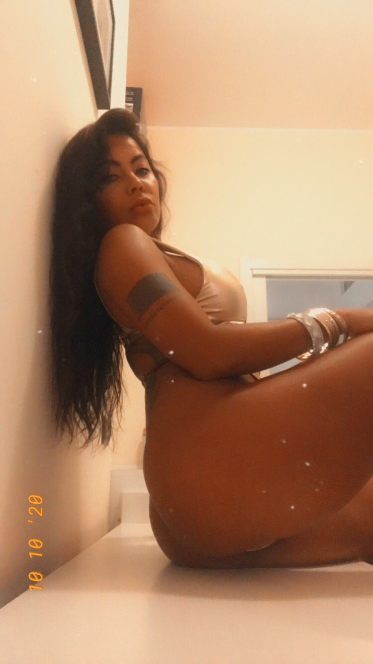 https://cdn.adultwork.com/gallery/G12/8331922.jpg