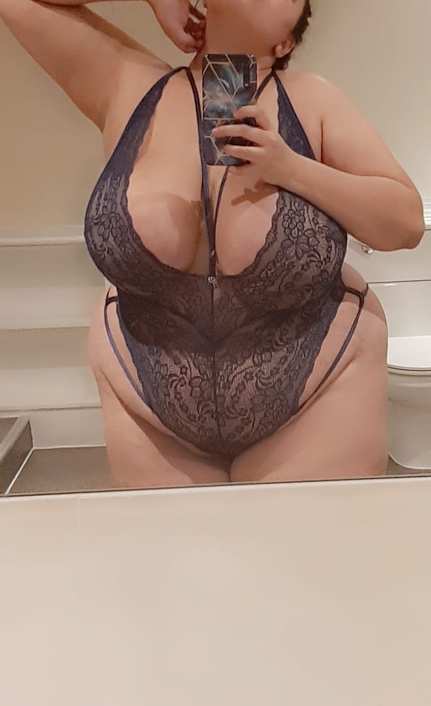 https://cdn.adultwork.com/gallery/G12/8332975.jpg