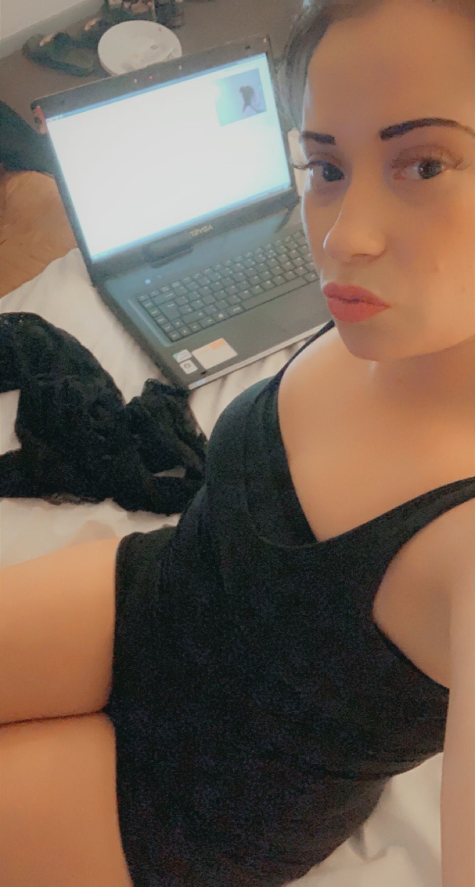 https://cdn.adultwork.com/gallery/G12/8333960.jpg