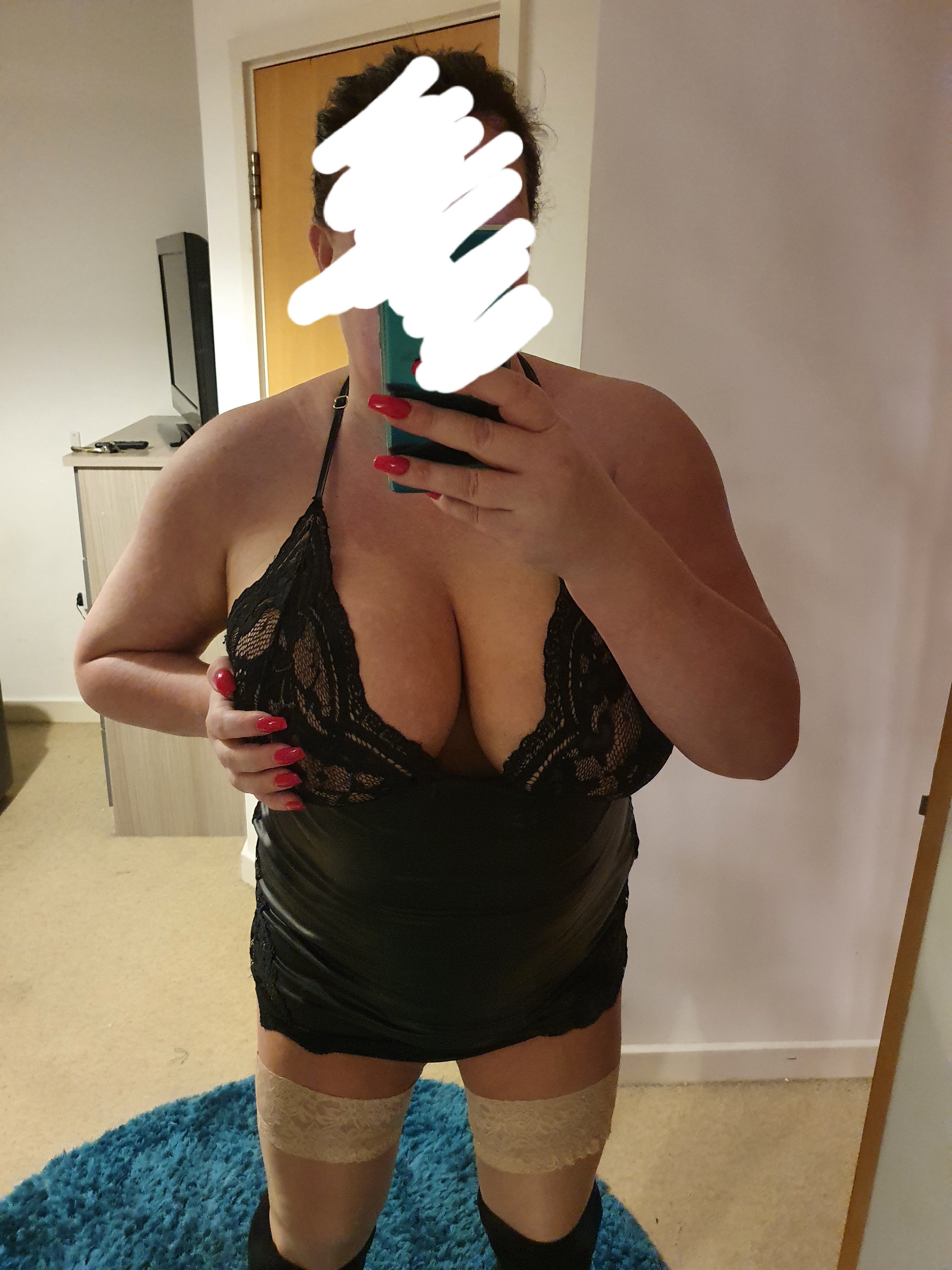 https://cdn.adultwork.com/gallery/G12/8334444.jpg