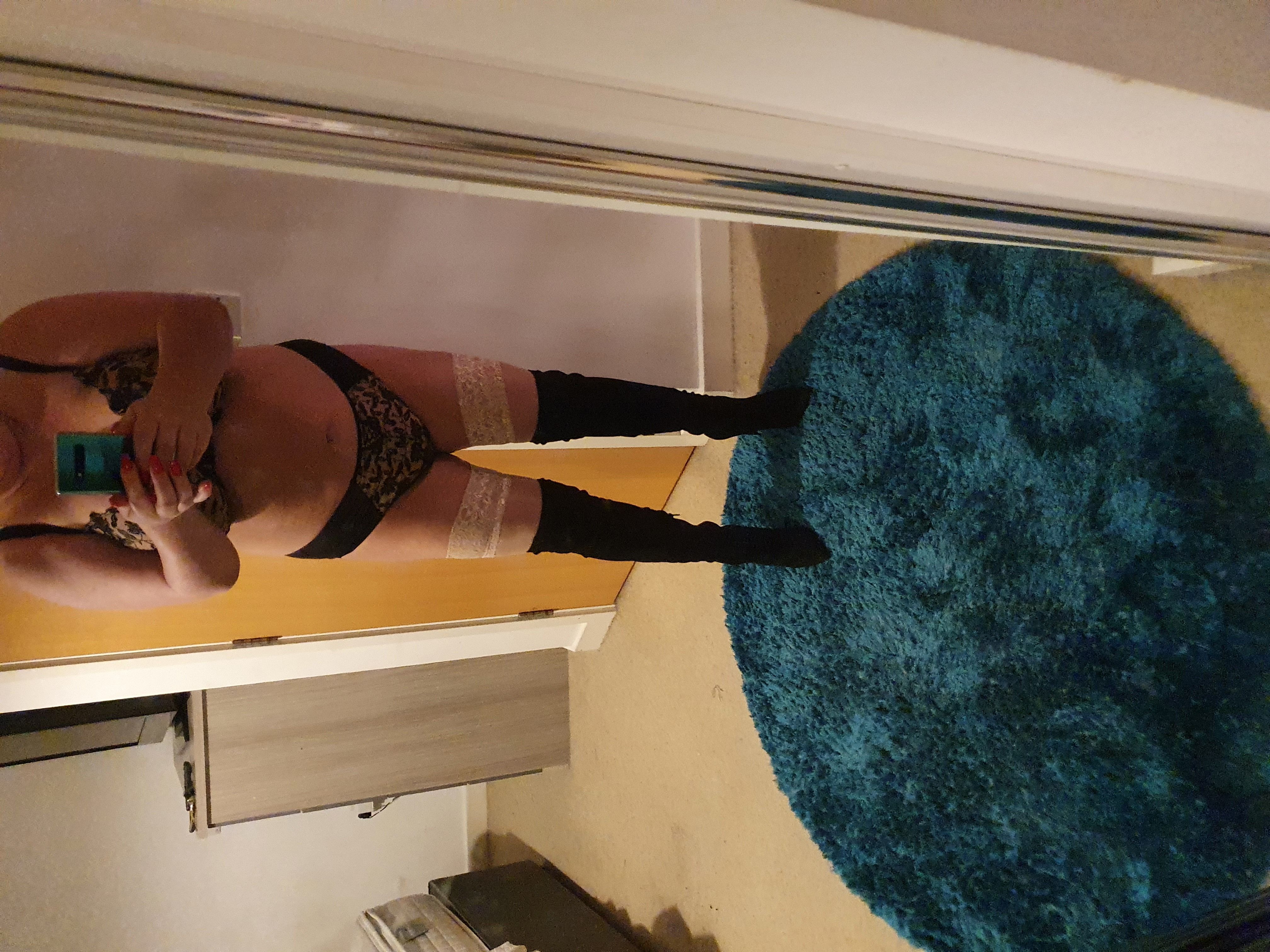 https://cdn.adultwork.com/gallery/G12/8334479.jpg