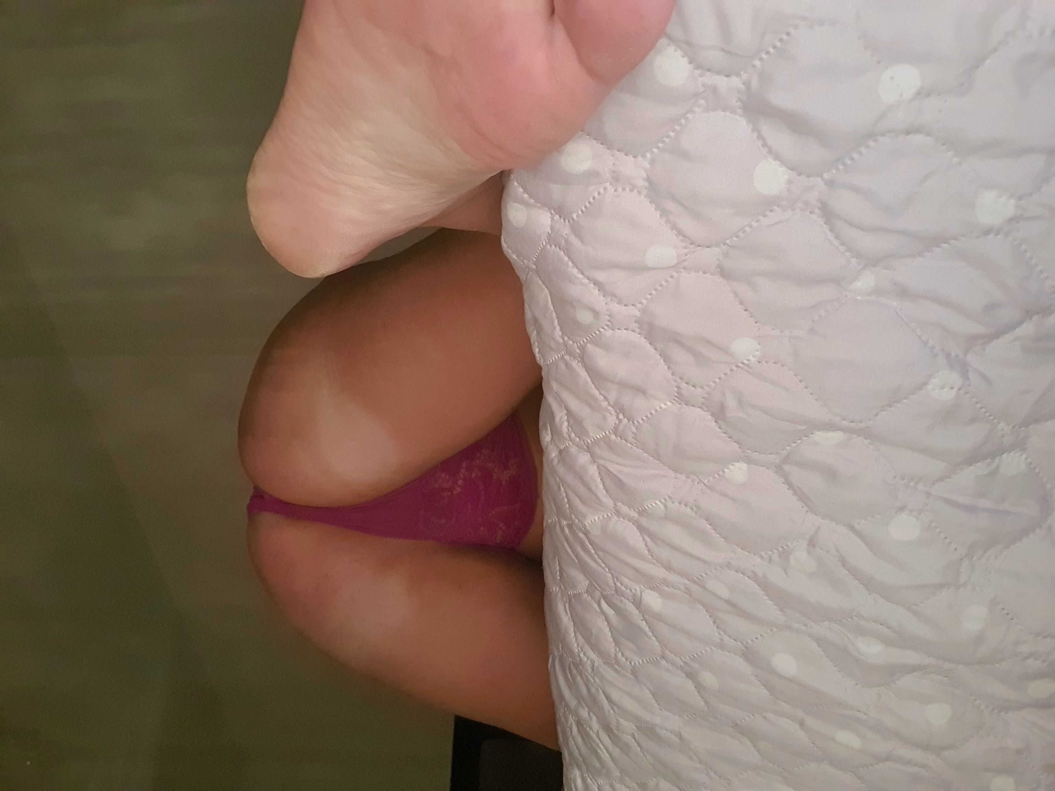 https://cdn.adultwork.com/gallery/G12/8334490.jpg