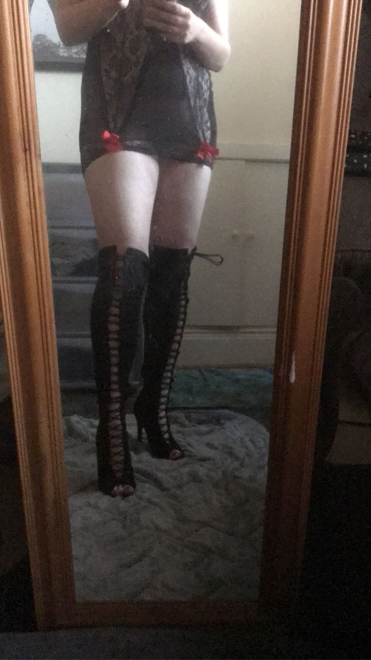 https://cdn.adultwork.com/gallery/G12/8334707.jpg